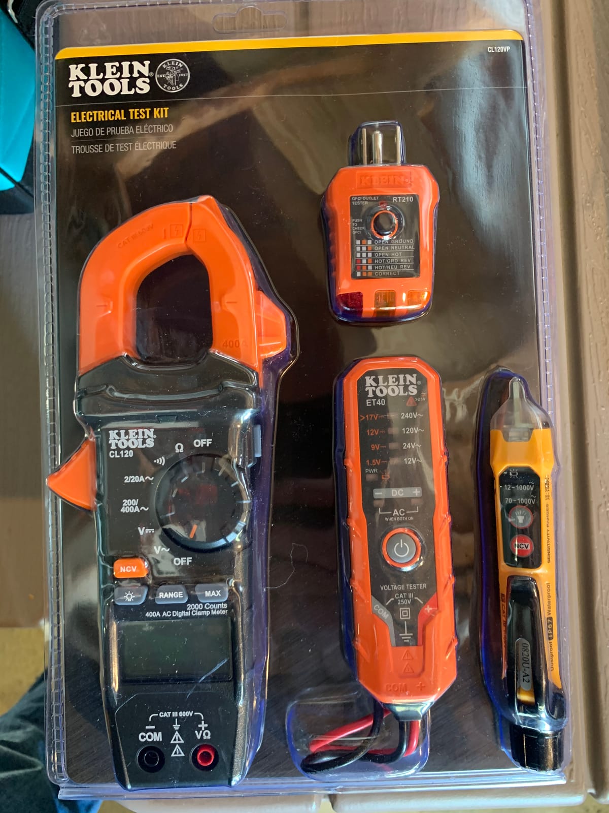 Klein Tools CL120VP Electrical Voltage Test Kit with Clamp Meter, Three Testers, Test Leads, Pouch and Batteries customer photo 1