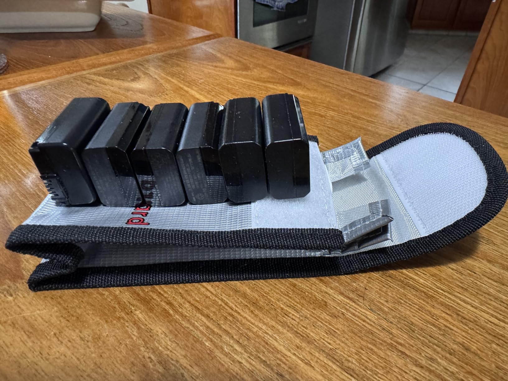 Tenergy Fire Retardant Lipo Zipper Bag for Charging and Storing Lipo Battery Packs, 8.5 x 6.5 x 5.7inch customer photo 2