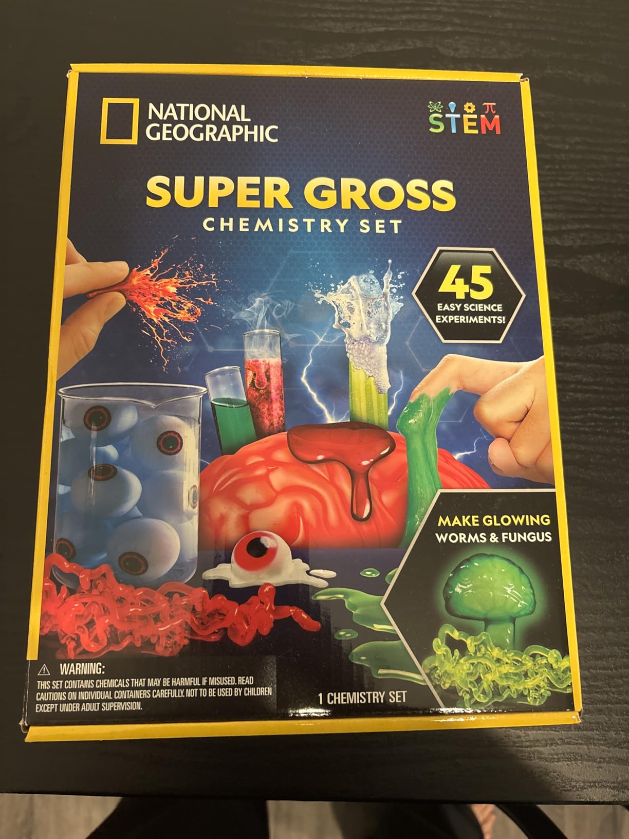 National Geographic Gross Science Kit with 45 Experiments for Kids 8-12 customer photo 2