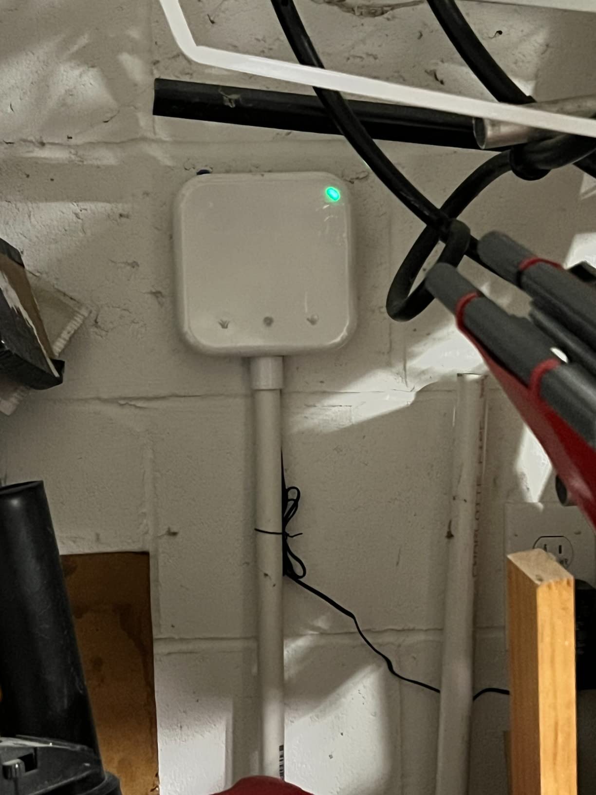 Netro Spark 16Zone Smart Sprinkler Controller Touch Buttons WiFi App-Based customer photo 2