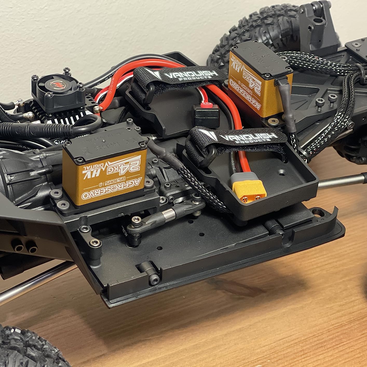 AGFRC 24KG 0.19s Programmable 1/10 Servo (B53DHS) customer photo 1