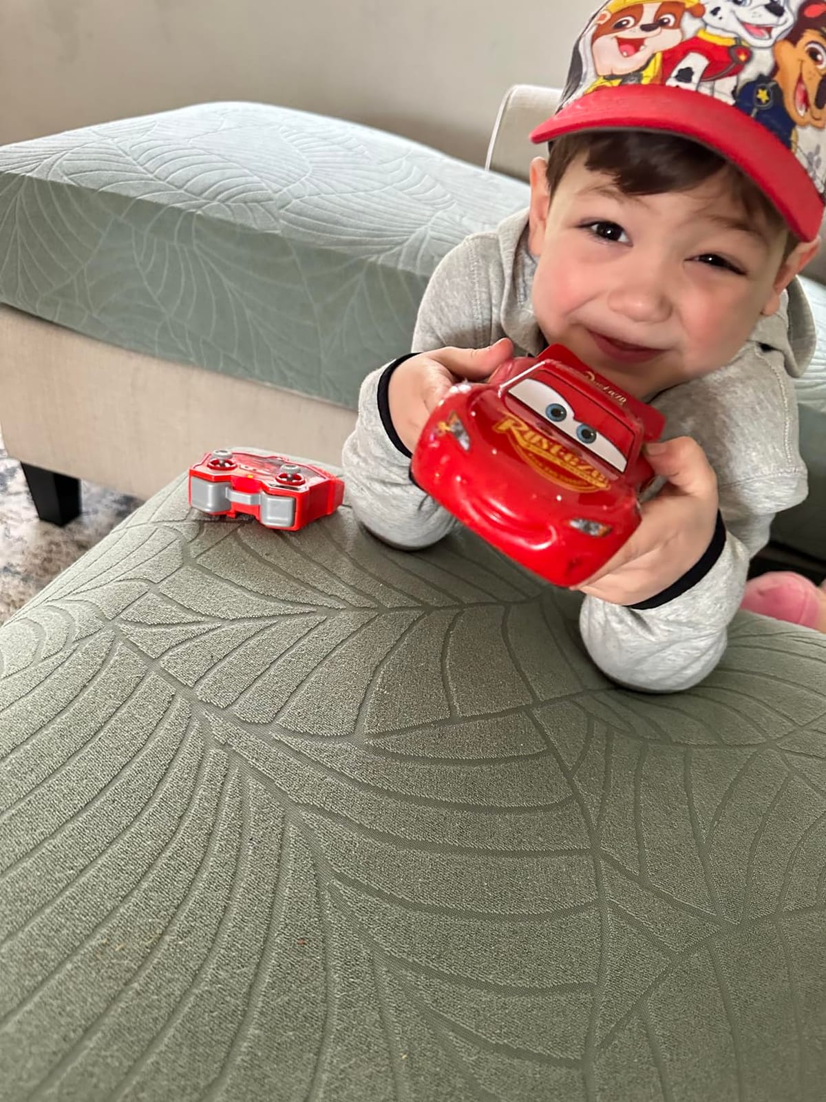 Jada Toys Pixar Cars 1:24 Lightning McQueen RC Remote Control Car 2.4 GHz Red Toys for Kids customer photo 2