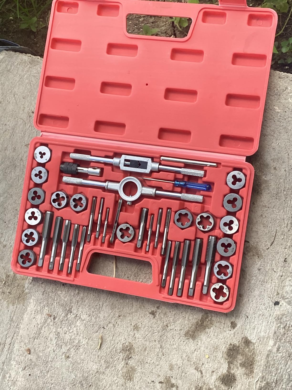 Anfrere 80pcs Tap and Die Set for Cutting External and Internal Threads customer photo 2