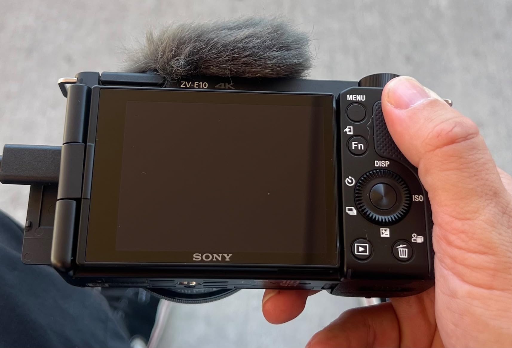 Sony Alpha ZV-E10 - APS-C Interchangeable Lens Mirrorless Vlog Camera Kit - Black customer photo 2