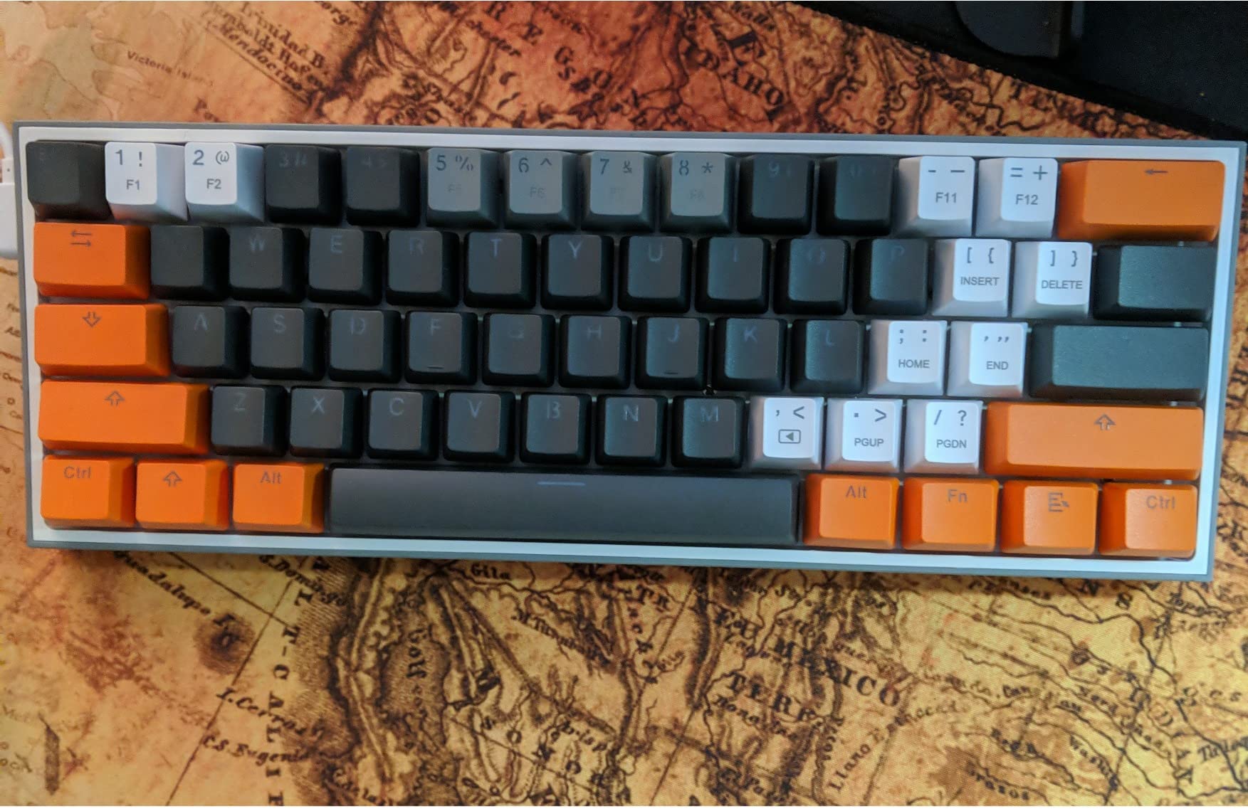 Redragon K617 Wired 60% Compact Hot-Swap RGB Gaming Mechanical Keyboard customer photo 2
