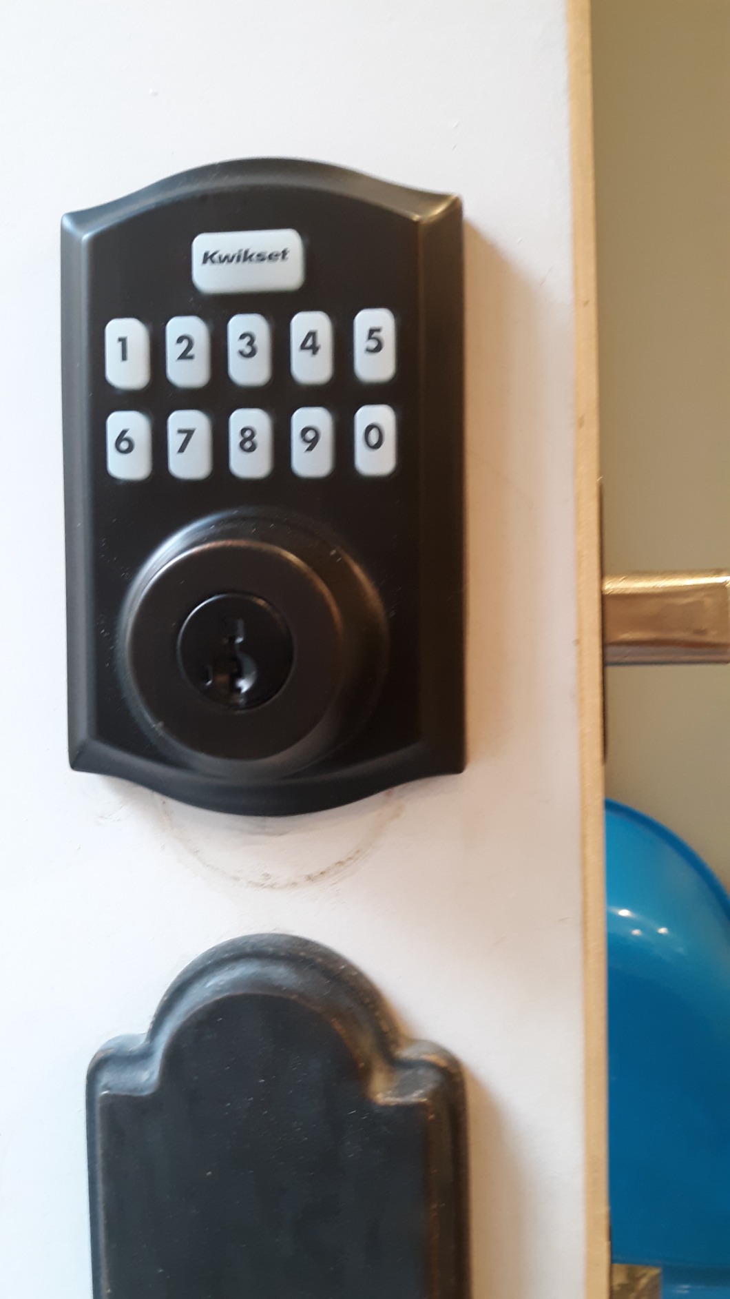 Kwikset Home Connect 620 Smart Lock Deadbolt with Z-Wave Technology, Works with Ring Alarm, Samsung Smartthings and More, Z-Wave Hub Required, Traditional Design in Satin Nickel customer photo 2