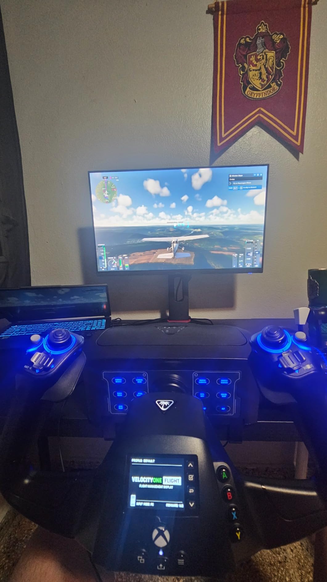 Turtle Beach VelocityOne Flight Universal Control System - Xbox Series X & Xbox Series S, Xbox One & Windows 10 & 11 PCs with Yoke Handle, Throttle Quadrant, Trim Wheel & Rudder Controls customer photo 2