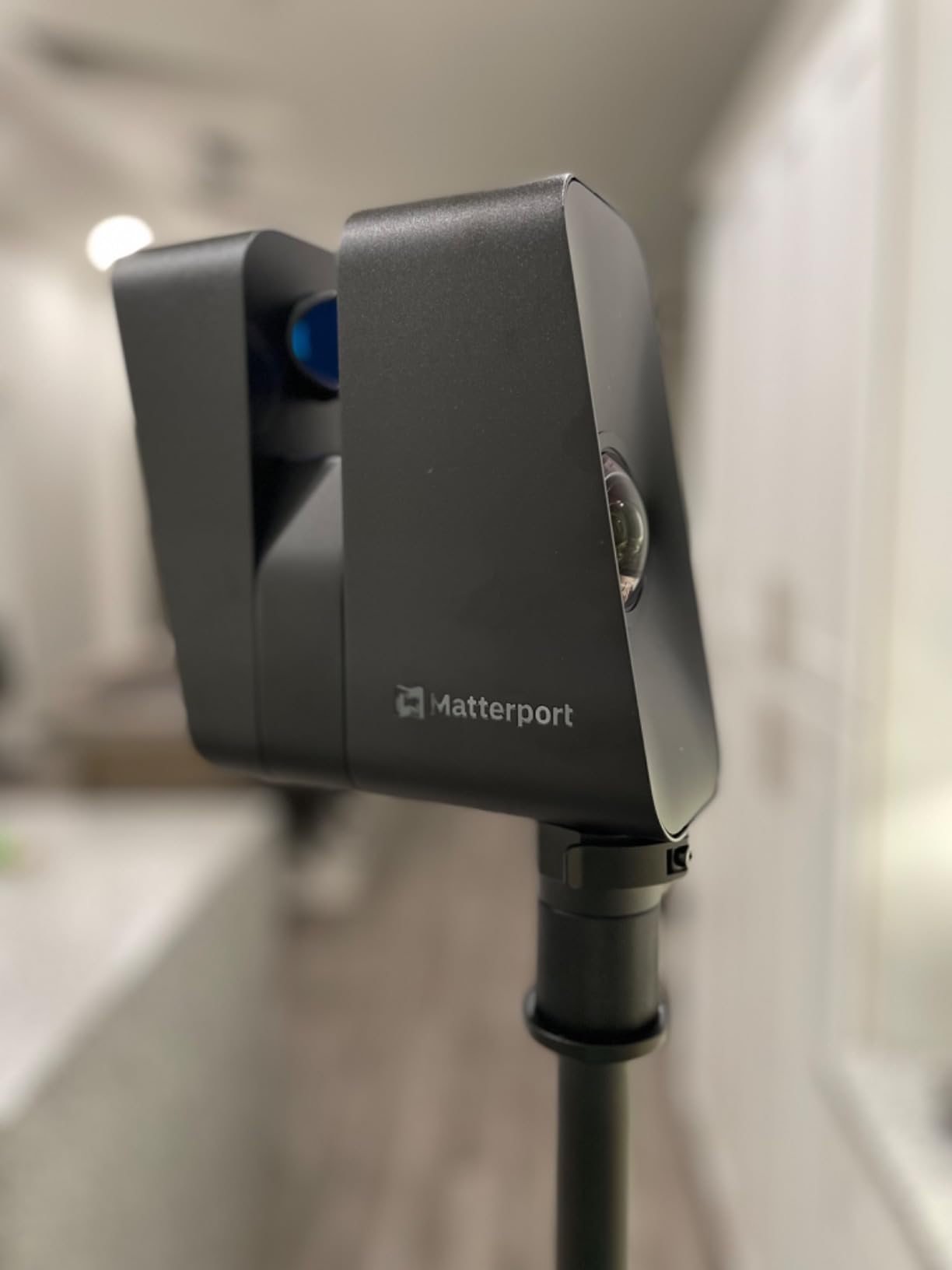 Matterport Pro3 Basic Kit 3D LiDAR Scanner for 3D Virtual Tours customer photo 2