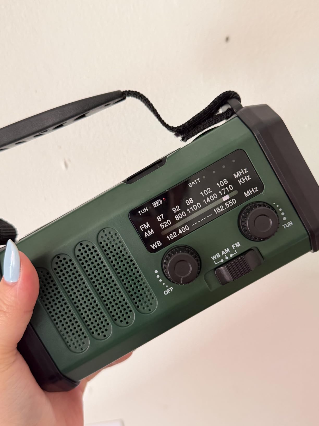 Leaton Hand Crank Emergency Radio, NOAA Weather Radio AM/FM,10000mAh customer photo 2