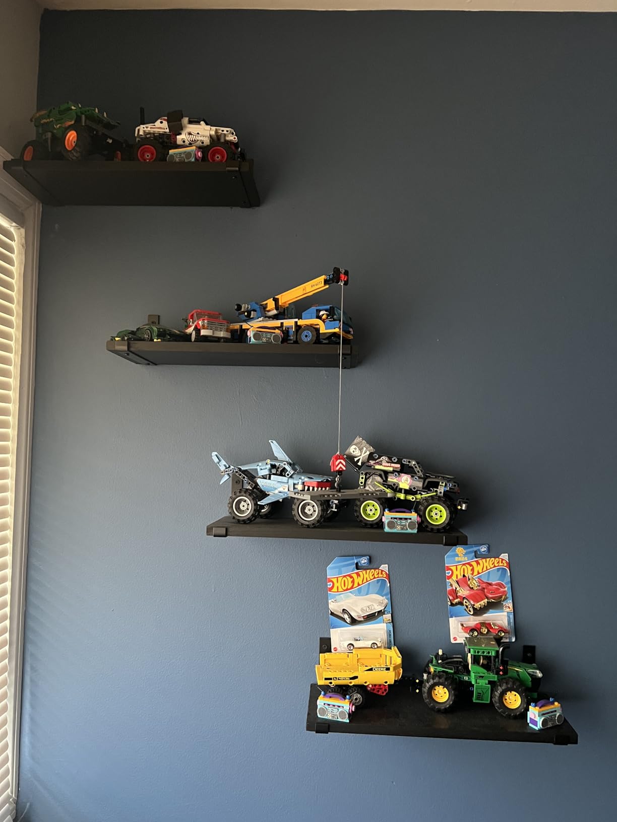 LEGO Technic Monster Jam Monster Mutt Dalmatian, 2in1 Pull Back Racing Toys, Birthday Gift Idea, DIY Building Toy, Monster Truck Toy for Kids, Boys and Girls Ages 7 and Up, 42150 customer photo 1
