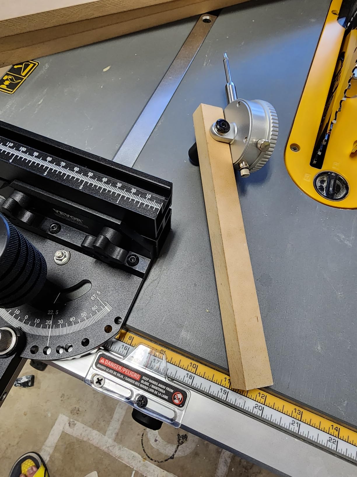 WEN 10703 1 in. Precision Dial Indicator with .001 in. Resolution customer photo 1