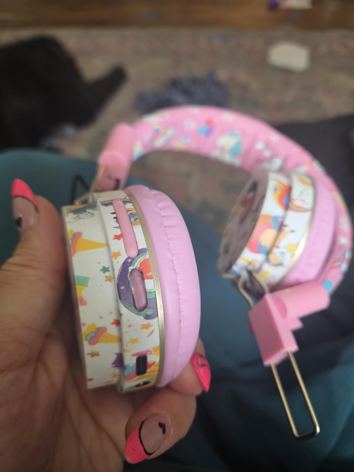 QearFun Dinosaur Kids Bluetooth Headphones, 85dB Safe Volume Limit customer photo 2