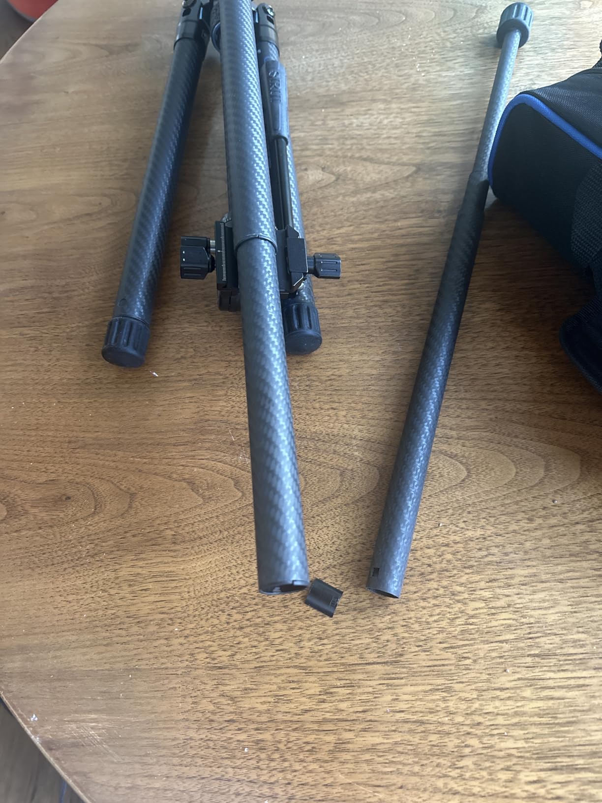 SIRUI Carbon Fiber Tripod Lightweight 2lbs with Panoramic Fluid Head, 59.8” Compact Camera Tripod Quick Release Leg Setup, Reversible Center Column, Reverse Folding Legs, Max Load 11lbs - Traveler X customer photo 1