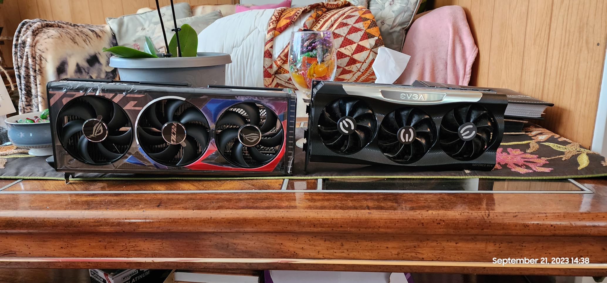 ASUS ROG Strix GeForce RTX® 4080 OC Edition Gaming Graphics Card (PCIe 4.0, 16GB GDDR6X, HDMI 2.1a, DisplayPort 1.4a), 3 Year Warranty customer photo 1