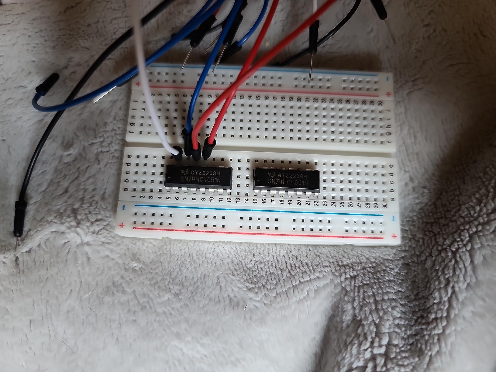 Breadboard Jumper Wire Kit:2×830&400 Breadboards,130 Flexible+280 Jumpers,1 Tweezer for Arduino Raspberry Pi customer photo 1