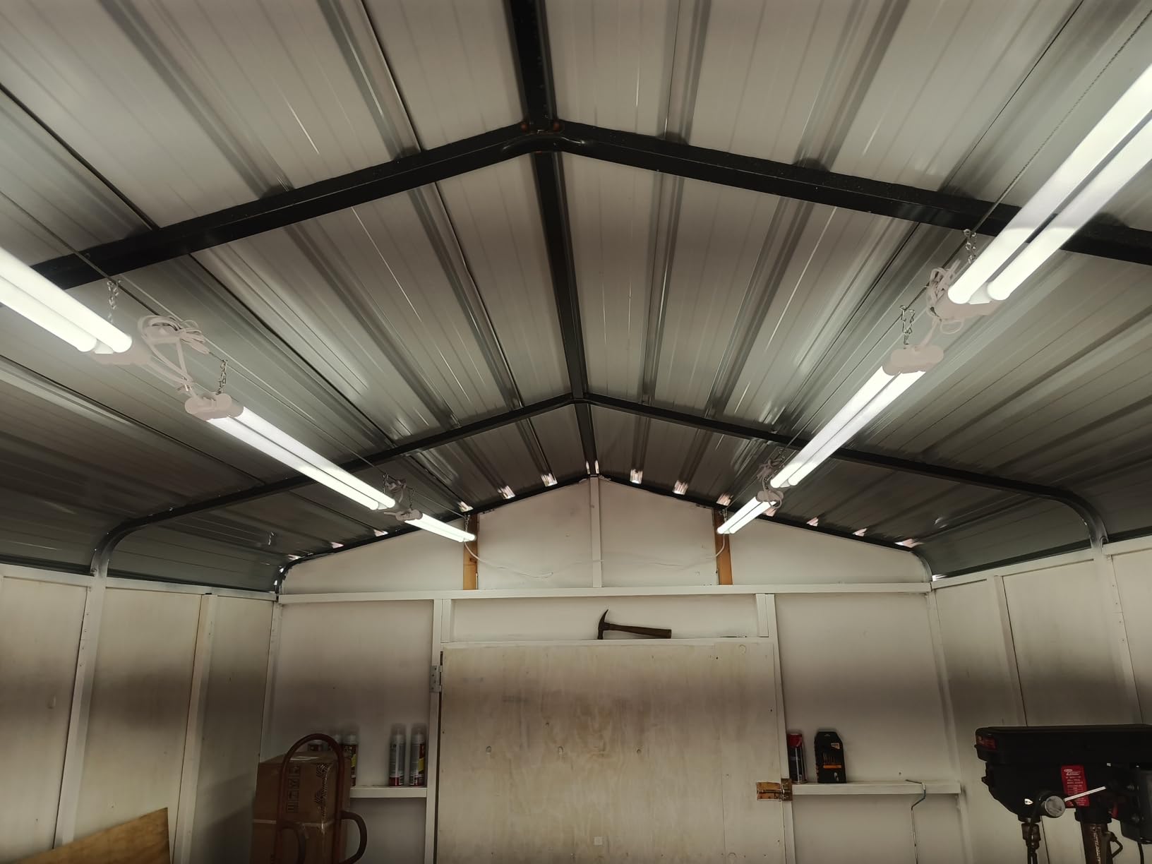 Sunco 6 Pack 4 Foot LED Shop Light, White Endcaps, 5000K, Linkable customer photo 2