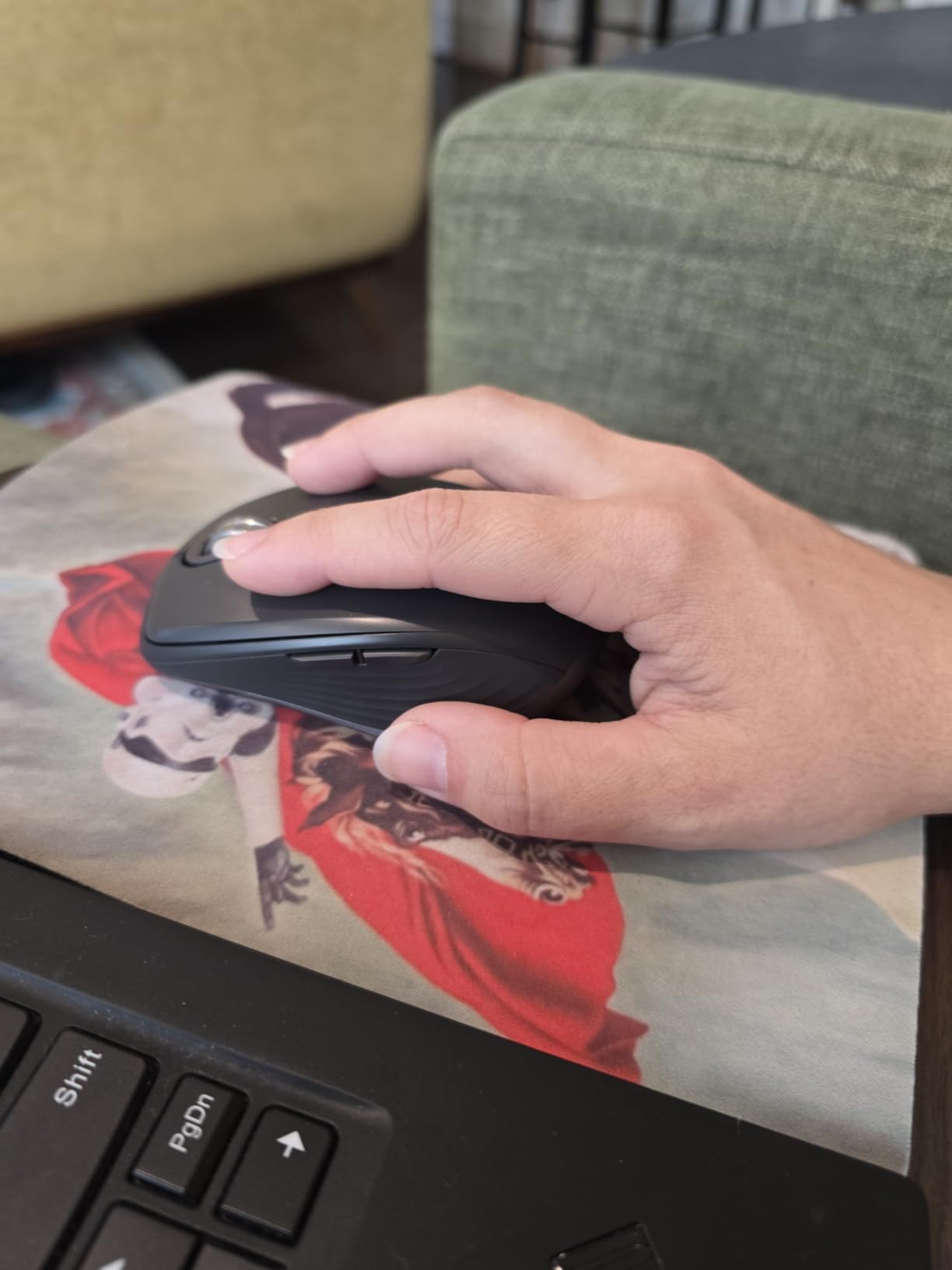 Logitech MX Anywhere 3S Compact Wireless Mouse Fast Scrolling - Graphite customer photo 1