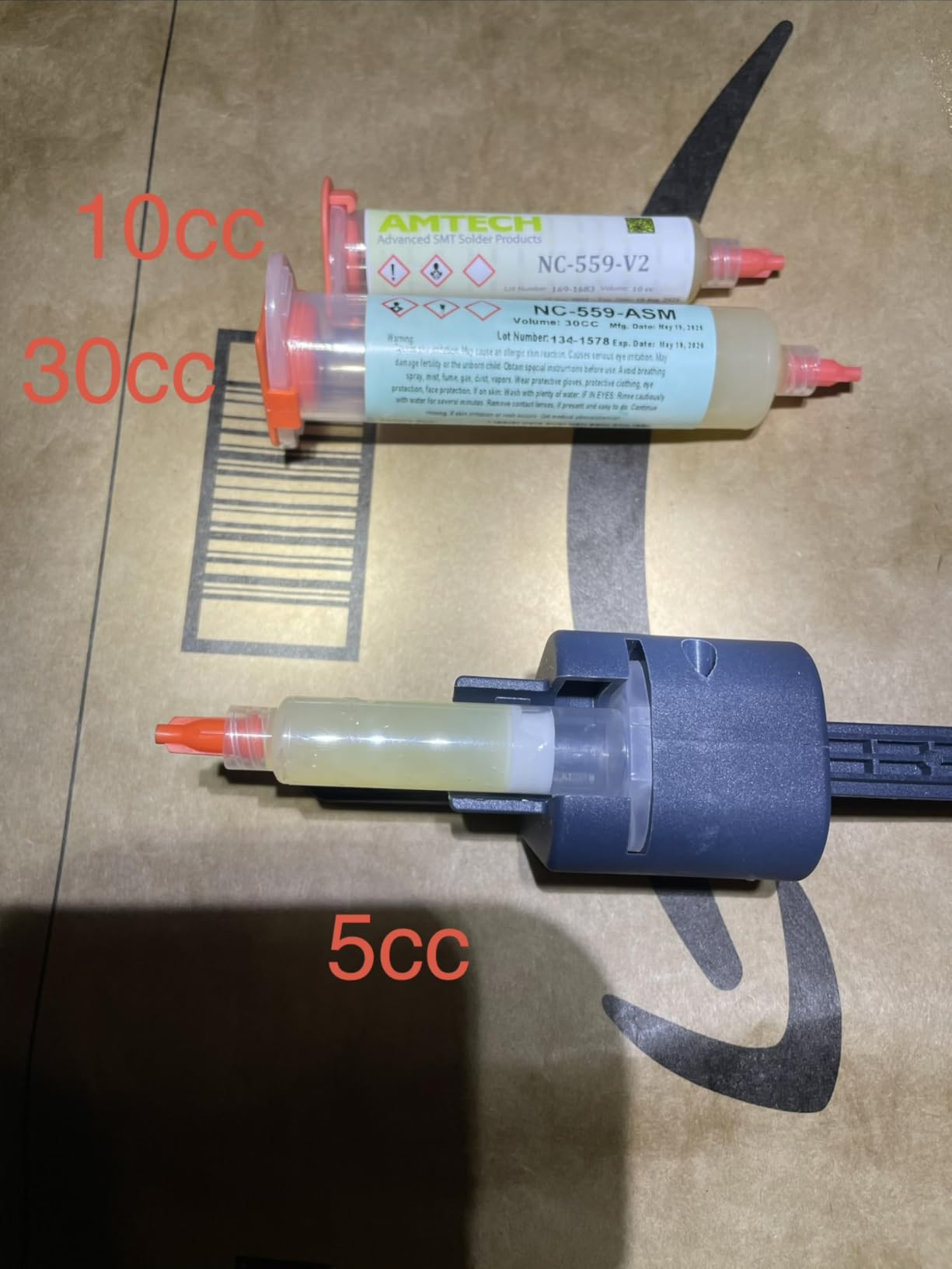 K2208 Solder Paste Dispenser with 1.3mm Nozzle Handheld Extruder for Flux Glue Dispensing Precision PCB Repair and Electronics Soldering Tool customer photo 1