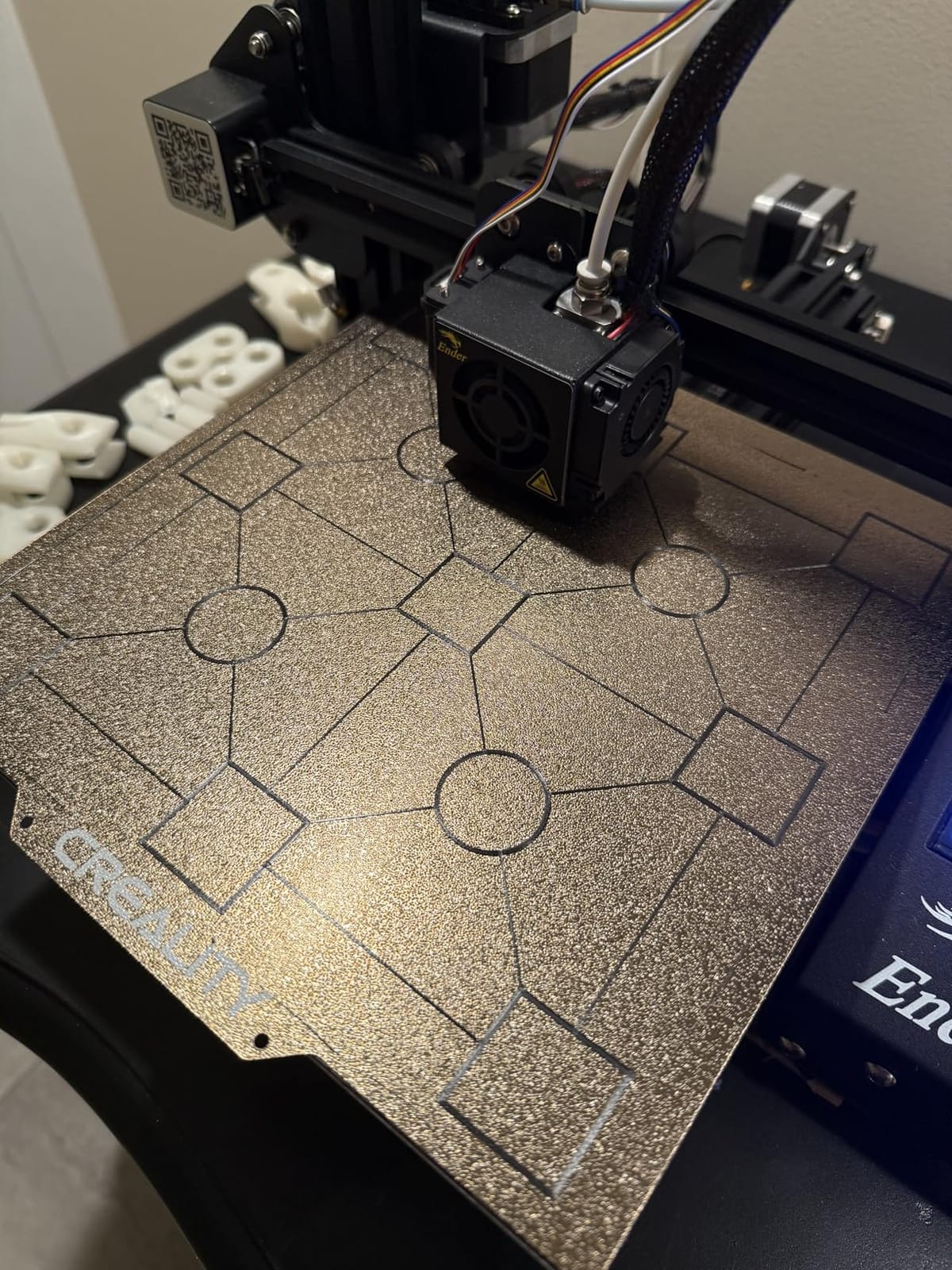 Creality Official PEI Plate with Adhesive for Creality Ender 3/Ender 3 Pro/Ender 3 V2/Ender 3 S1/Ender 3 S1 pro/Ender 3 neo/Ender 3 v2 neo/Ender 5/Ender 5 Pro and All 265*250*8mm, Size 3D Printer customer photo 1