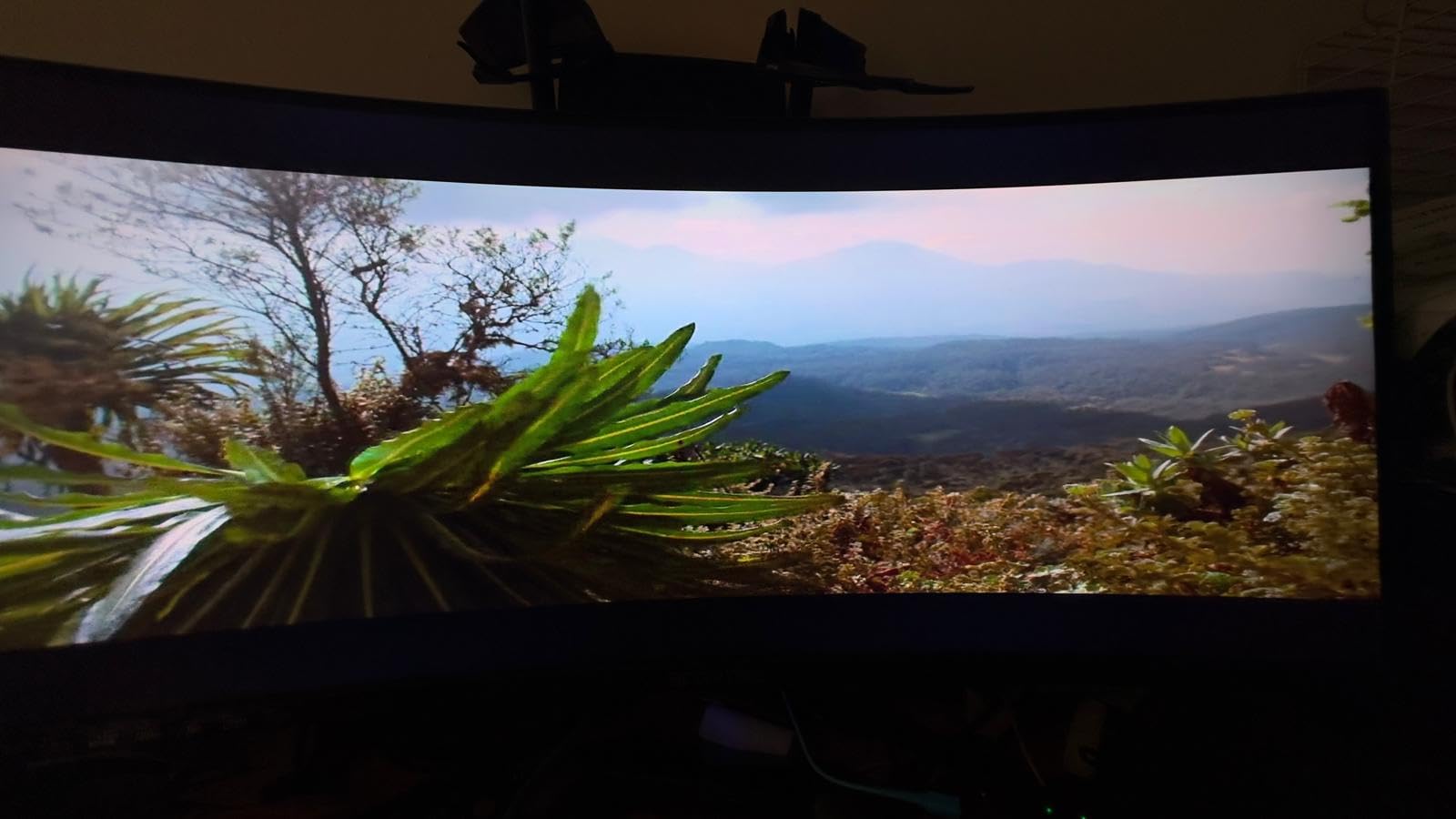 Sceptre 34-Inch Curved Ultrawide WQHD Monitor (3440 × 1440), R1500, up to 180Hz/165Hz, DisplayPort x2, 99% sRGB, 1ms, Built-in Speakers, Machine Black, 2025 (C345B-QUT168) customer photo 1
