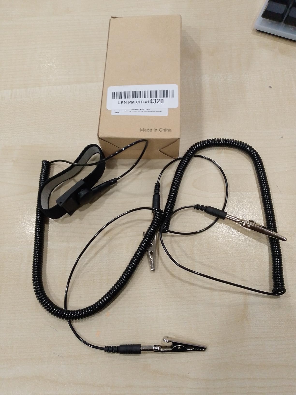 HPFIX Grounded Outlet Plug, Anti-Static Wrist Strap (Adjustable up to Size XL) and Grounding Cord, Earth Connection | ESD Safe for Computer, PC Building Eelectronics customer photo 2