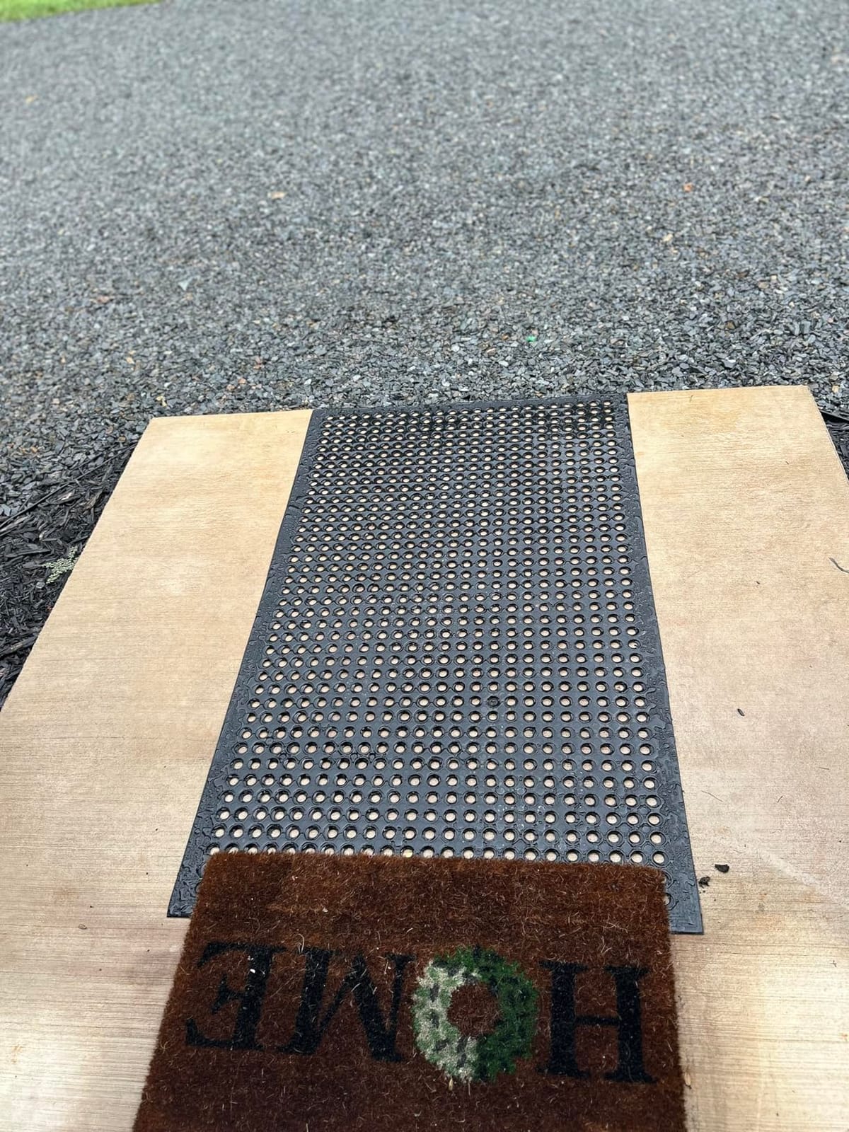 Outside Rubber Floor Mats Anti Slip Commercial Resturant Drainage Mat customer photo 1