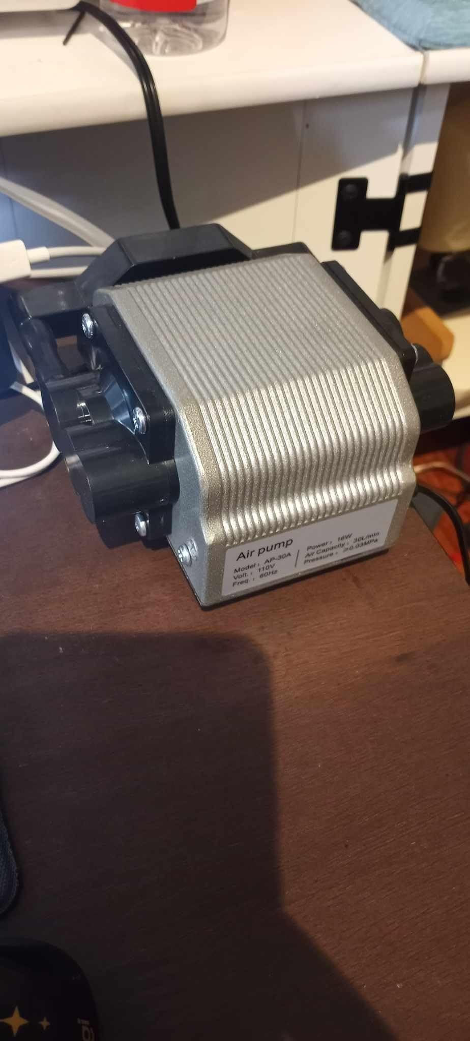 Air Assist for Laser Cutter and Engraver 30L/Min Adjustable Air Assist Pump customer photo 2