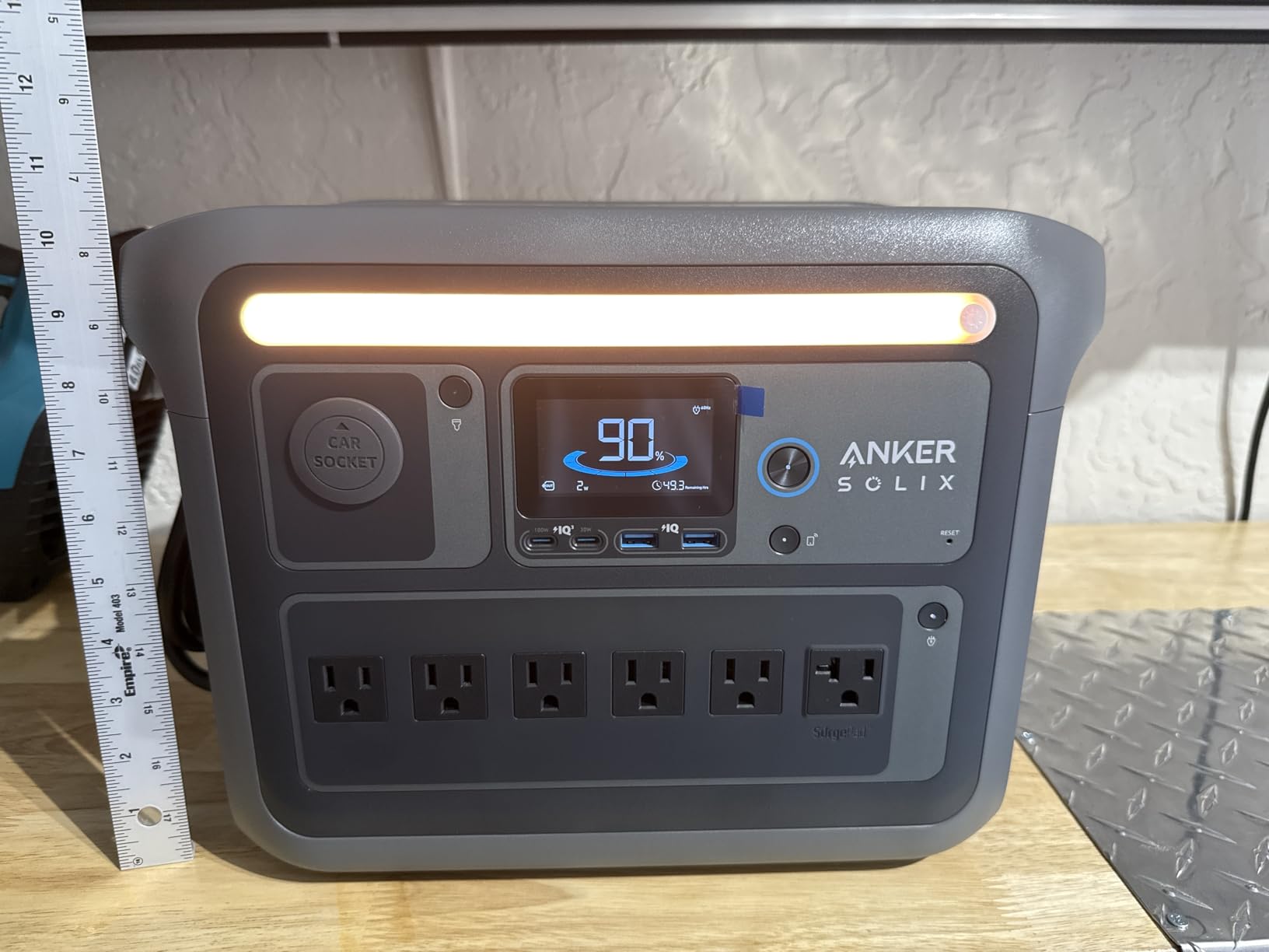 Anker SOLIX C1000 Portable Power Station, 1,056Wh, 1,800W, Home, Outdoor customer photo 1