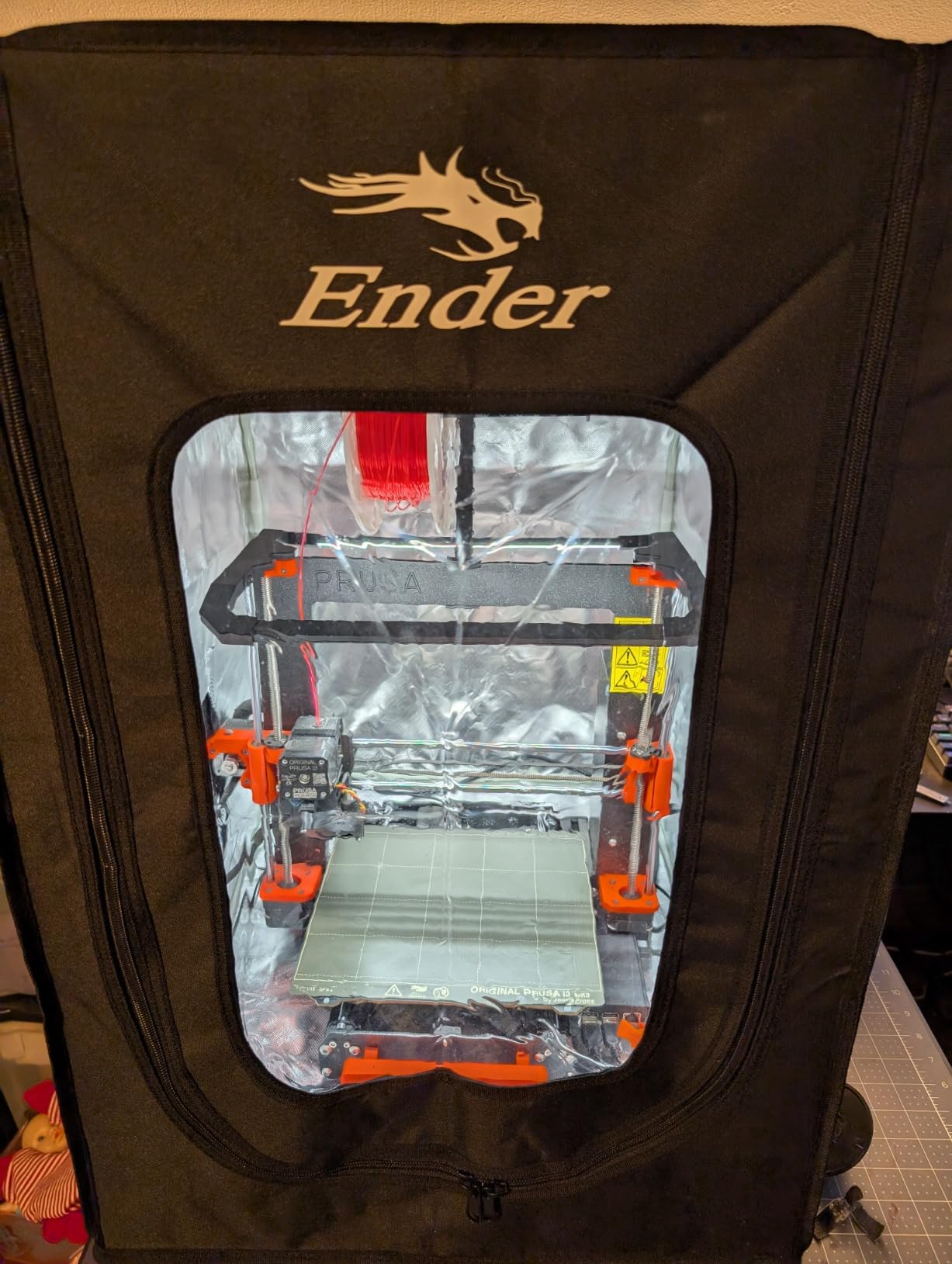 Creality Official 3D Printer Enclosure, Constant Temperature Protective Cover Fireproof Dustproof 480 * 600 * 720mm for Ender 3 V3 SE/Ender 3/Ender 3 V2/Ender 3 V2 Neo/Ender 3Pro/Ender 3Neo/Ender 3S customer photo 2