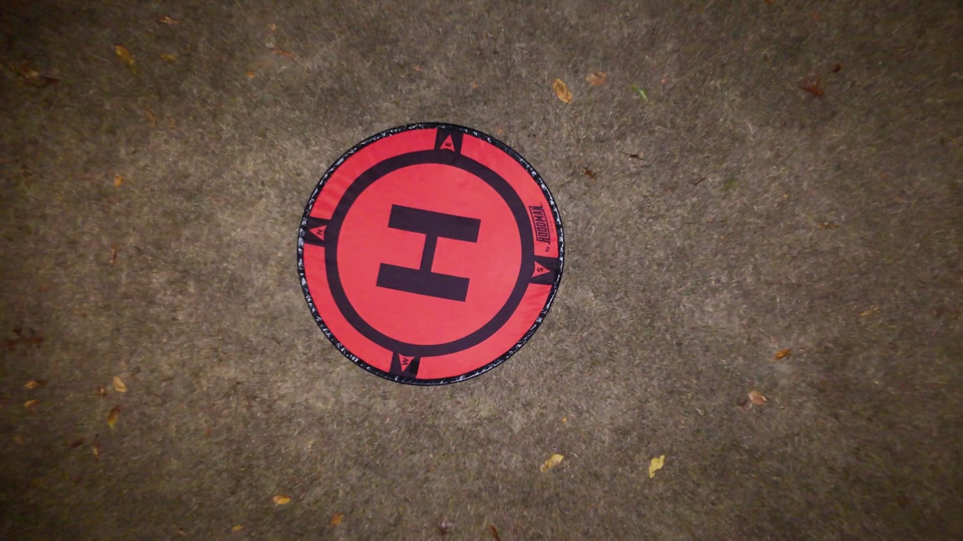 Hoodman Weighted Trifold UAV Drone Landing Pad LP21 fits Mini 4 Pro, mini 3 pro, mavic and spark. Durable, No Stakes Required, collapses to one sixth of deployed size customer photo 2