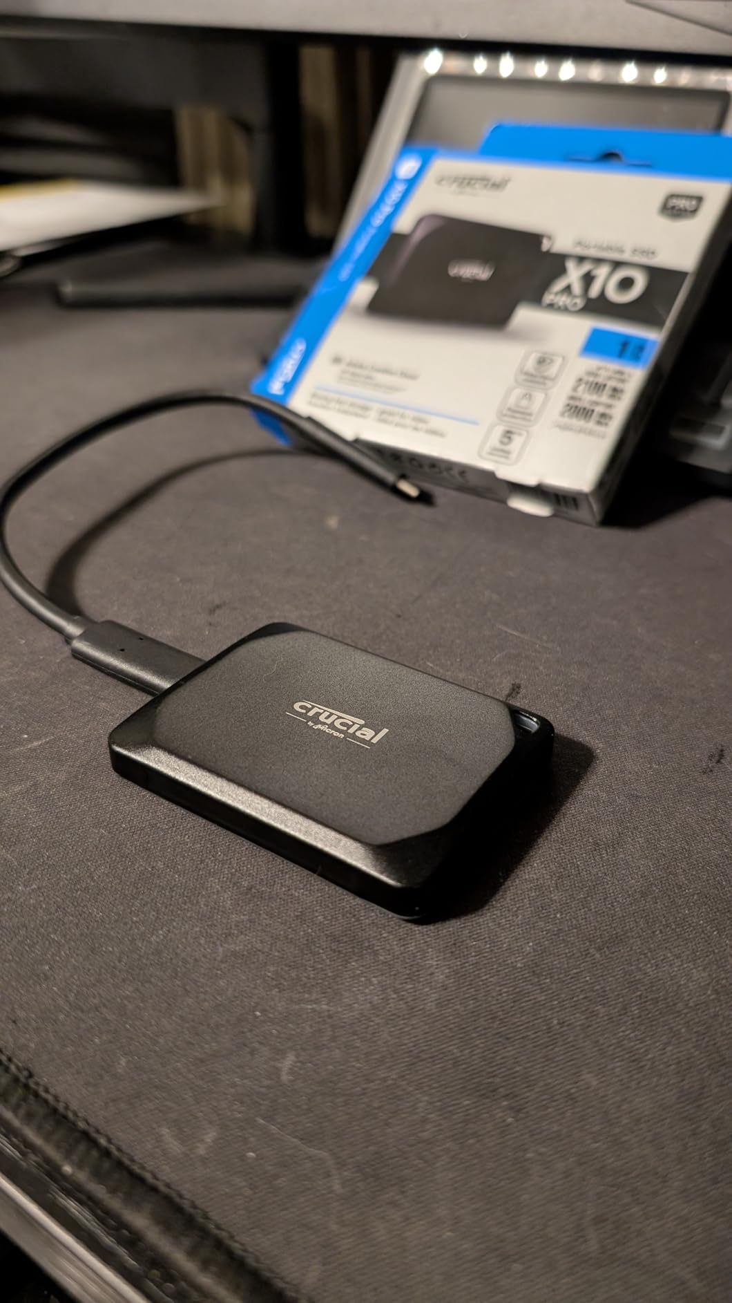 Crucial X10 Pro 2TB Portable SSD, Up to 2100MB/s Read, 2000MB/s Write, USB 3.2 USB-C, External Solid State Drive, Durable Storage for PC & Mac, for Professional Creators, Black - CT2000X10PROSSD902 customer photo 1