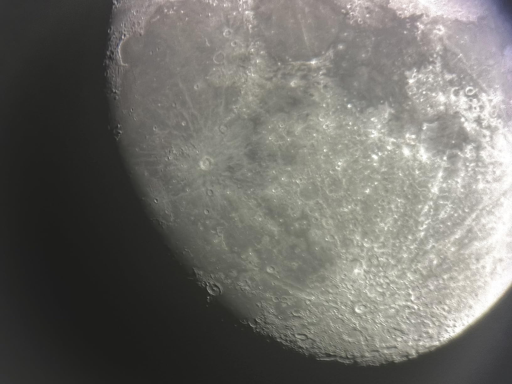 Celestron StarSense Explorer 150mm App-Enabled Tabletop Dobsonian Telescope customer photo 1