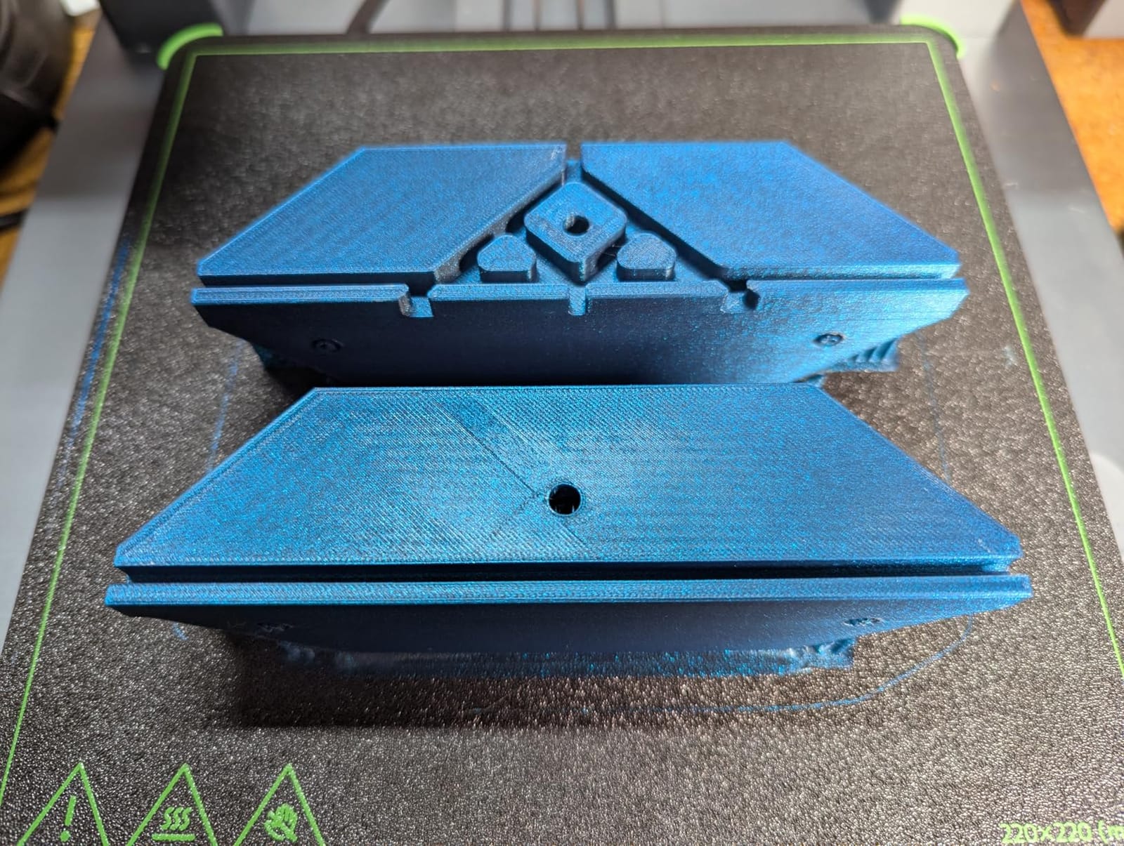 DELACK 3D Printer Enclosure for Bambu Lab A1 Mini, Prusa MK4, MK3 & Mini with LED Light | IKEA Lack Table Enclosure Kit | Ventilation Ready | Plexiglass Panels | DIY Printer Cabinet customer photo 2