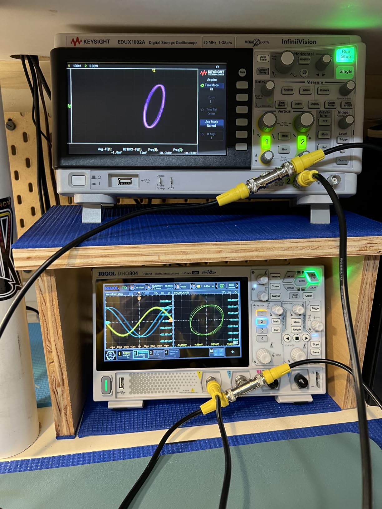 RIGOL DHO804 Portable Digital Oscilloscope, 70MHz, 4CH, 12-Bit Resolution customer photo 1