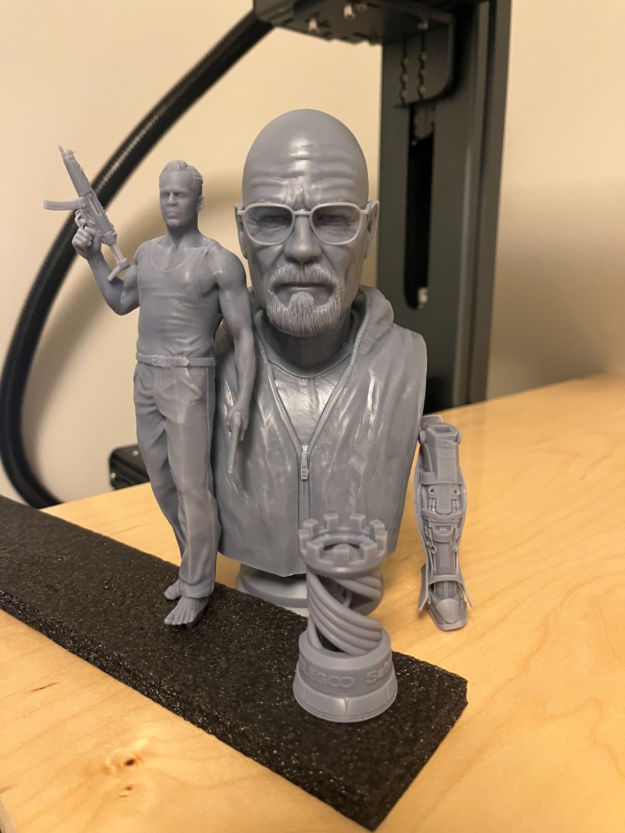 ANYCUBIC ABS-Like Resin Pro 2, Upgraded 8K 3D Printer Resin with Enhanced Strength and Toughness, High Precision, Low Odor, Wide Compatibility for All LCD Resin 3D Printers (Grey, 1kg) customer photo 2