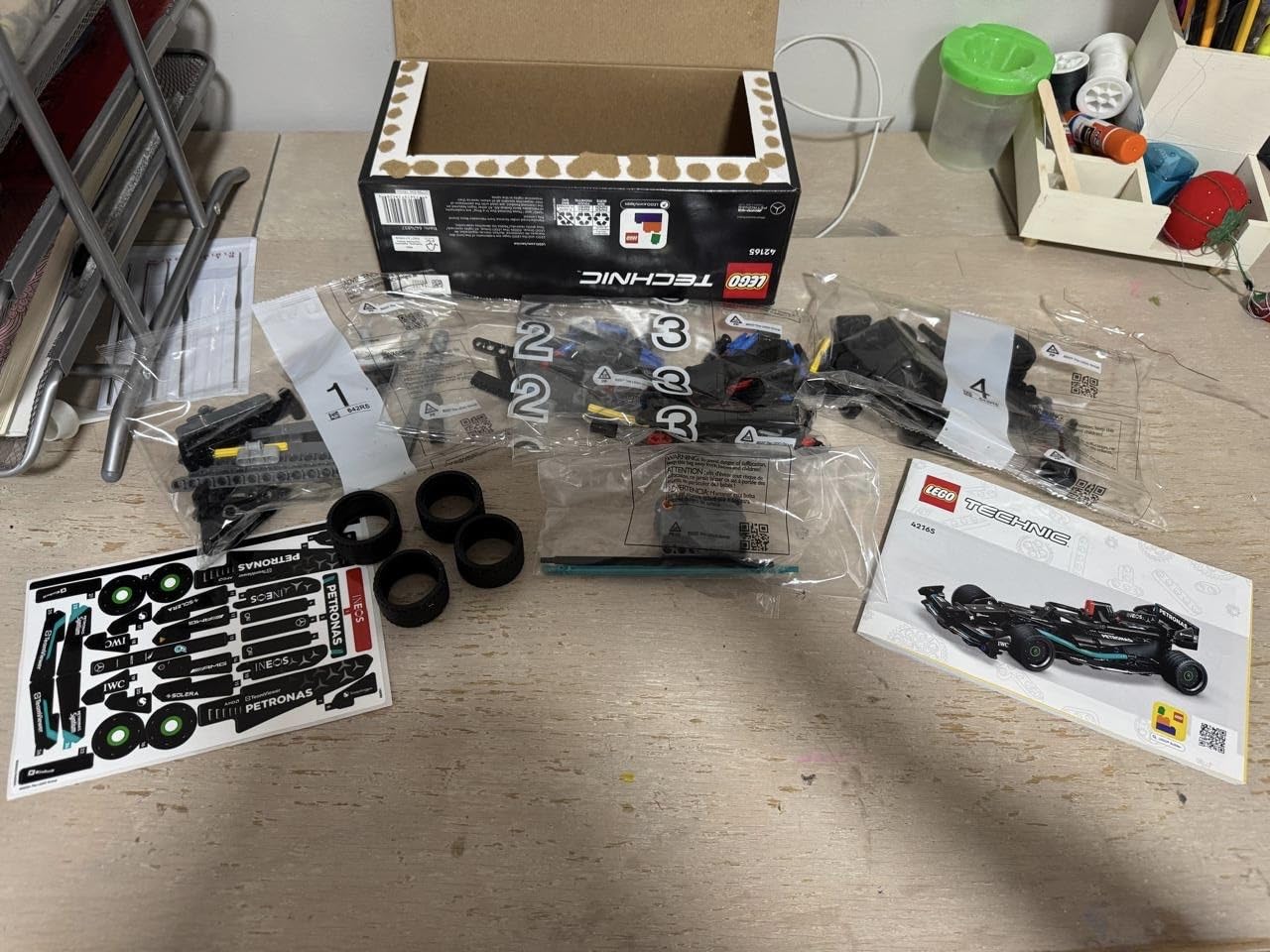 LEGO Technic Mercedes-AMG F1 W14 E Performance Pull-Back Car Toy, Vehicle Building Set for Boys and Girls, Mercedes Race Car Toy Model, Gift for Kids Ages 7 and Up, 42165 customer photo 1