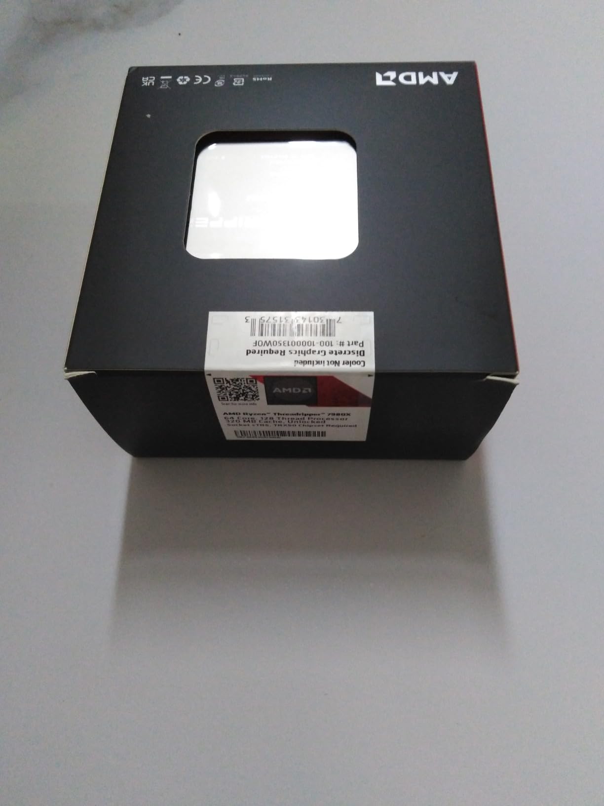AMD Ryzen™ Threadripper™ 7980X 64-Core, 128-Thread Processor customer photo 1