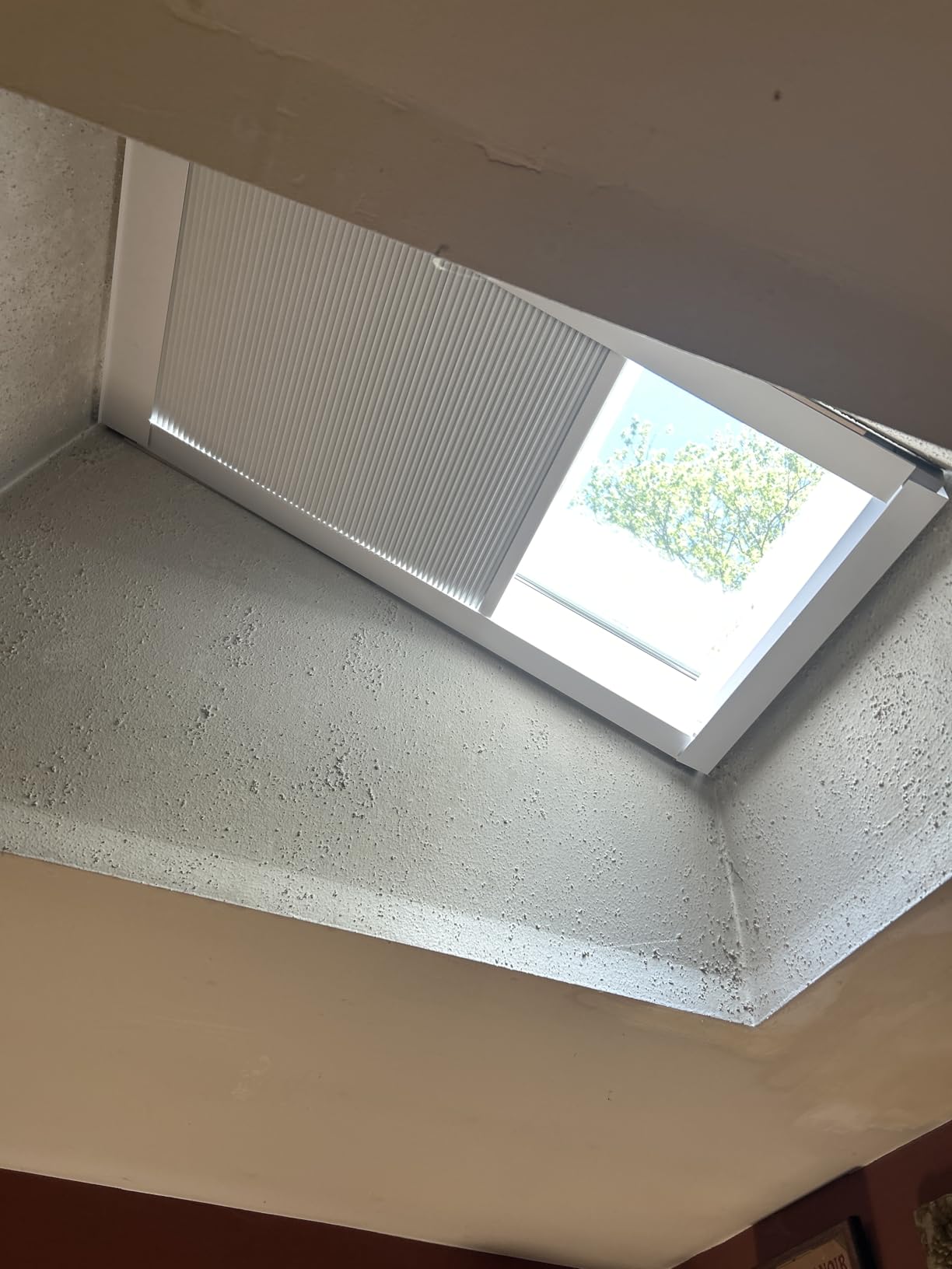 TIPIACE New Upgrade Rechargeable Motorized Skylight Blinds (White 93021A) customer photo 2