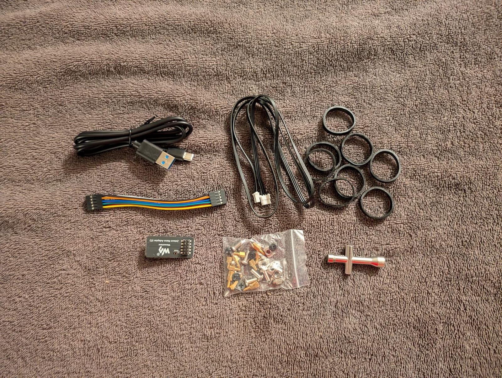 Waveshare Robotic Arm Kit, Desktop Robot Kit, High-Torque Serial Bus Servo, Based On ESP32, 4-DOF, Supports Flexible Expansion and Secondary Development, Wireless Control customer photo 1