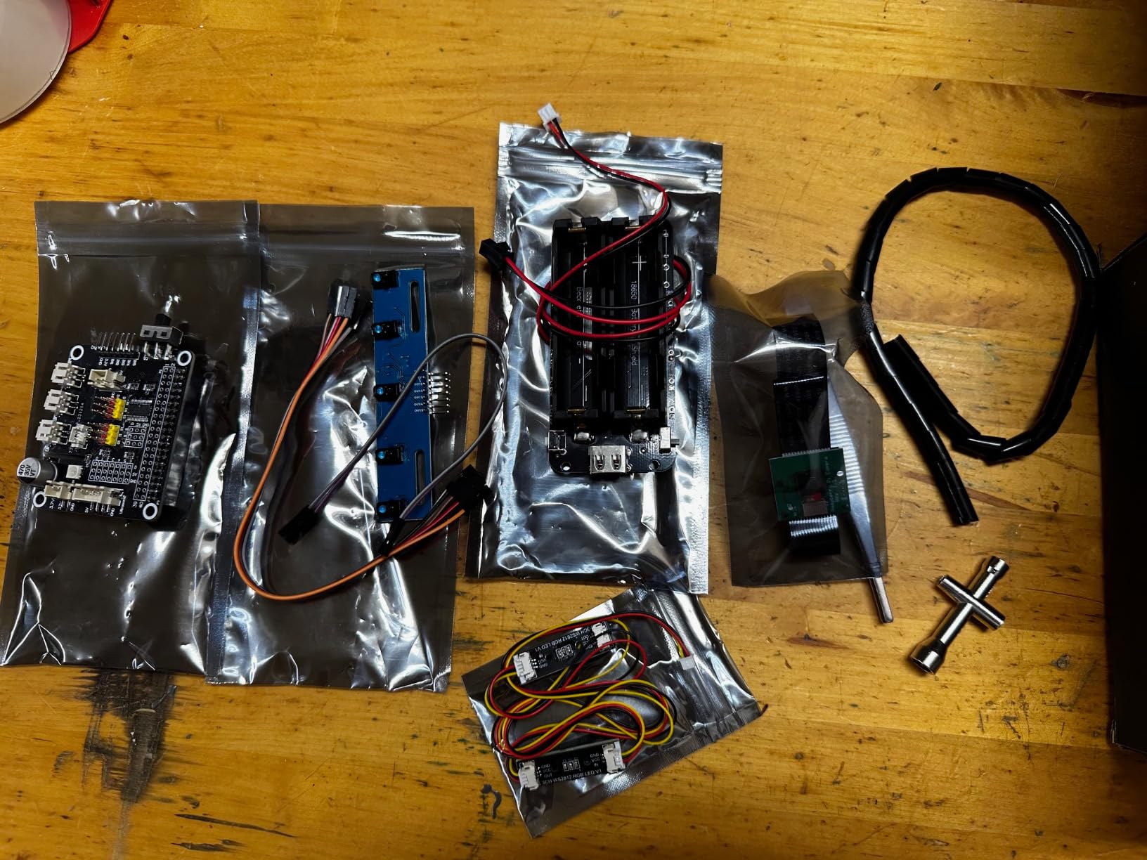 Robot Car Kit, 2 in 1 Smart Robotics Arm Building Toy for Raspberry Pi Python Coding, STEM Programming Tank Kits with Camera (Without RPi Board) customer photo 2
