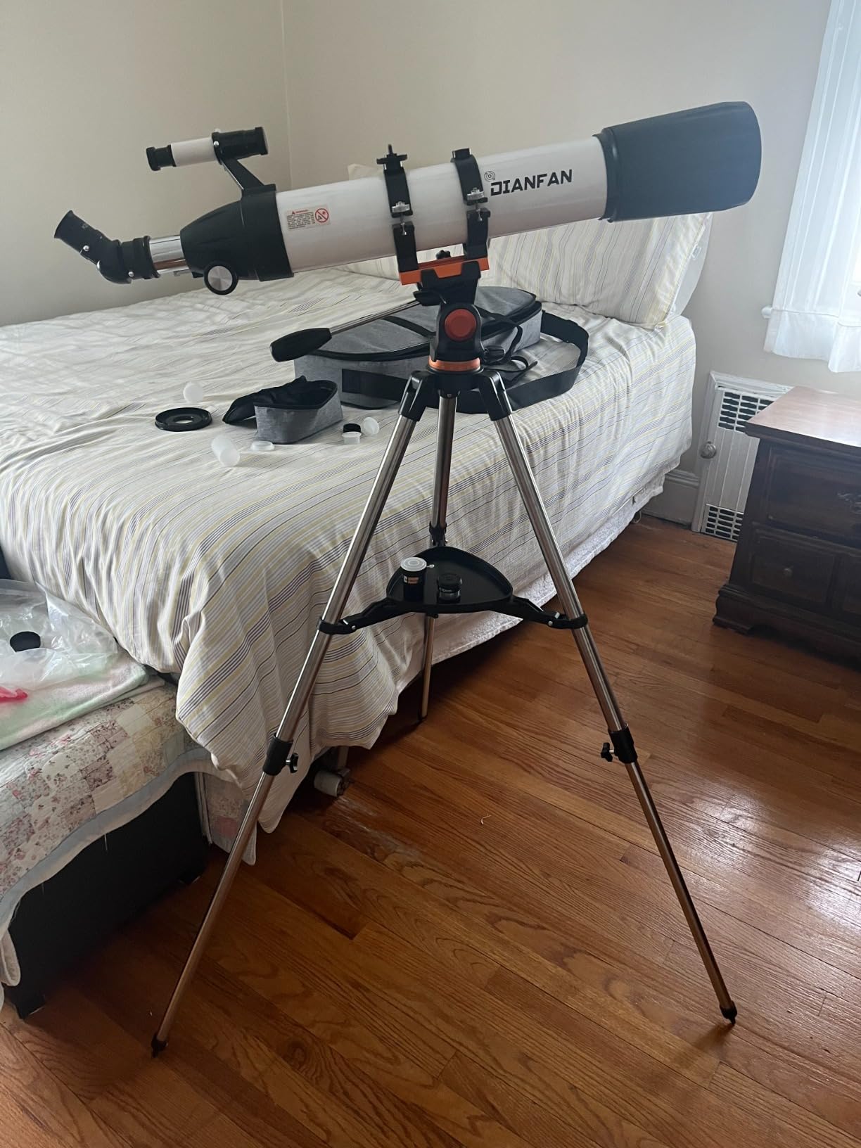 Dianfan Telescope, 90mm Aperture 800mm Telescope for Adults High Powered, Portable Professional Astronomy Refractor Telescopes for Beginners, with Stainless Steel Tripod & Phone Adapter, Carry Bag customer photo 1