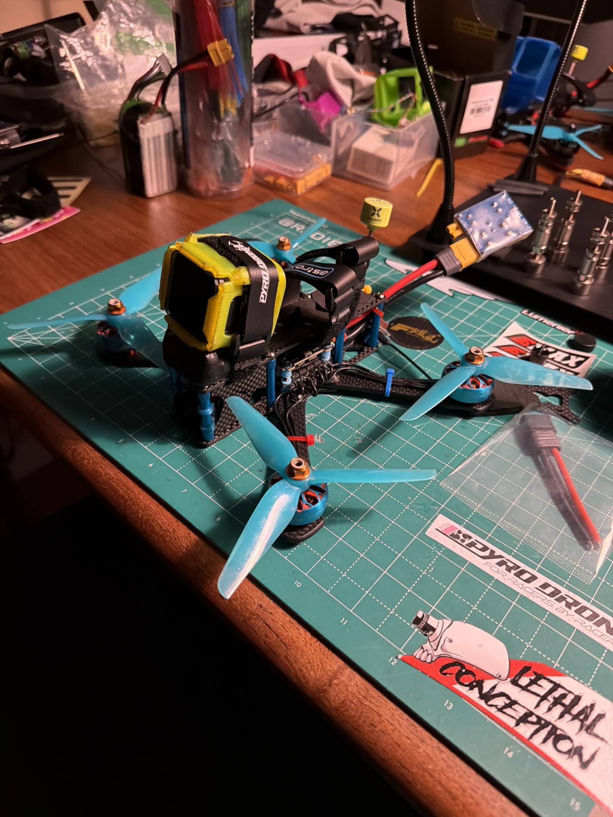 SoloGood F722 Flight Controller 30.5x30.5MM FC Stack with 4in1 60A ESC BLS8 Integrating 5V/10V Dual BEC for FPV RC Racing Drone Freestyle Quadcopt customer photo 2