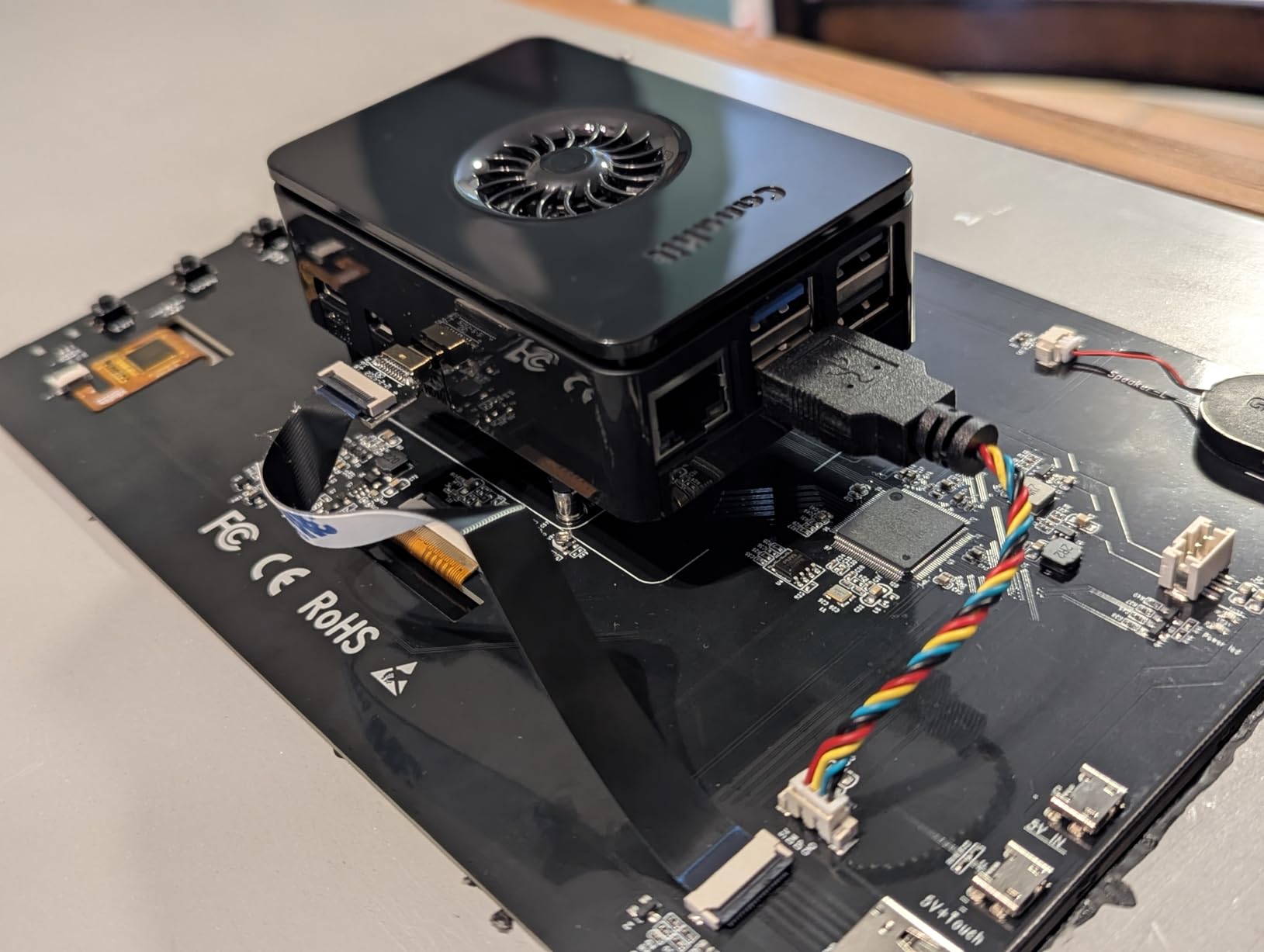 CanaKit Raspberry Pi 5 Starter Kit PRO - Turbine Black (128GB Edition) (8GB RAM) customer photo 2