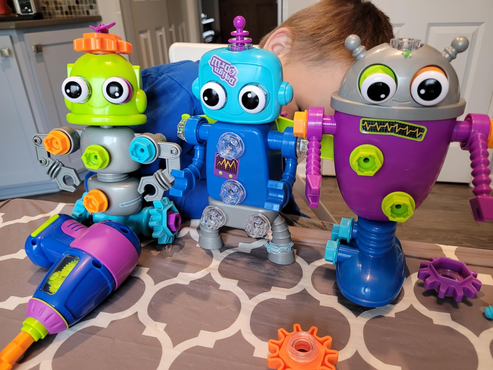 Educational Insights Design & Drill Robot Workshop - Construction Toys & Tools for Kids, Robot Toy Building Sets, Kids' Tool Set with Real Electric Drill Toy, Take Apart STEM Set, Gifts for Ages 3+ customer photo 2