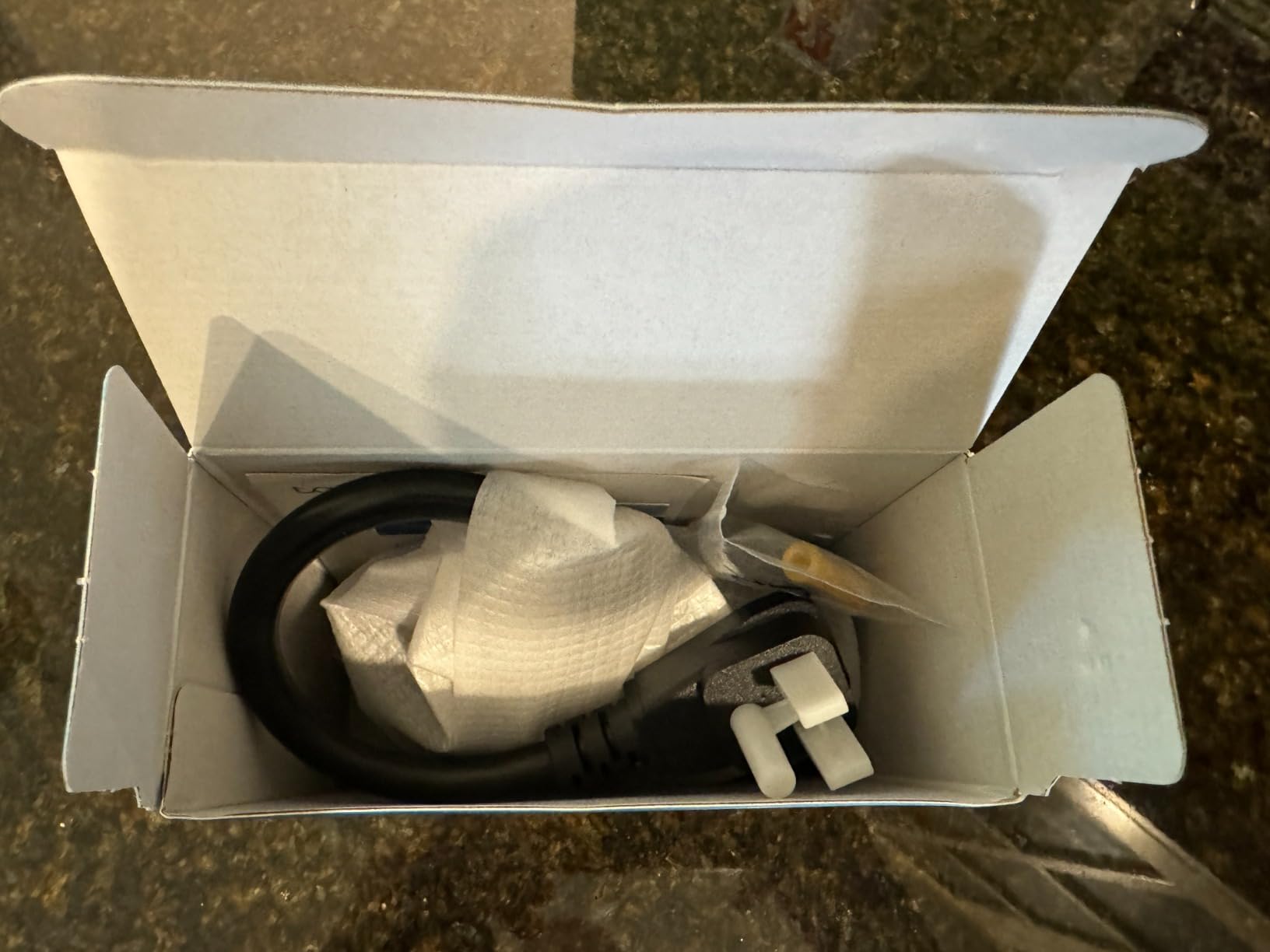 Tapo Matter Outdoor Smart Plug, 2 Individual Outlets, P400M customer photo 2