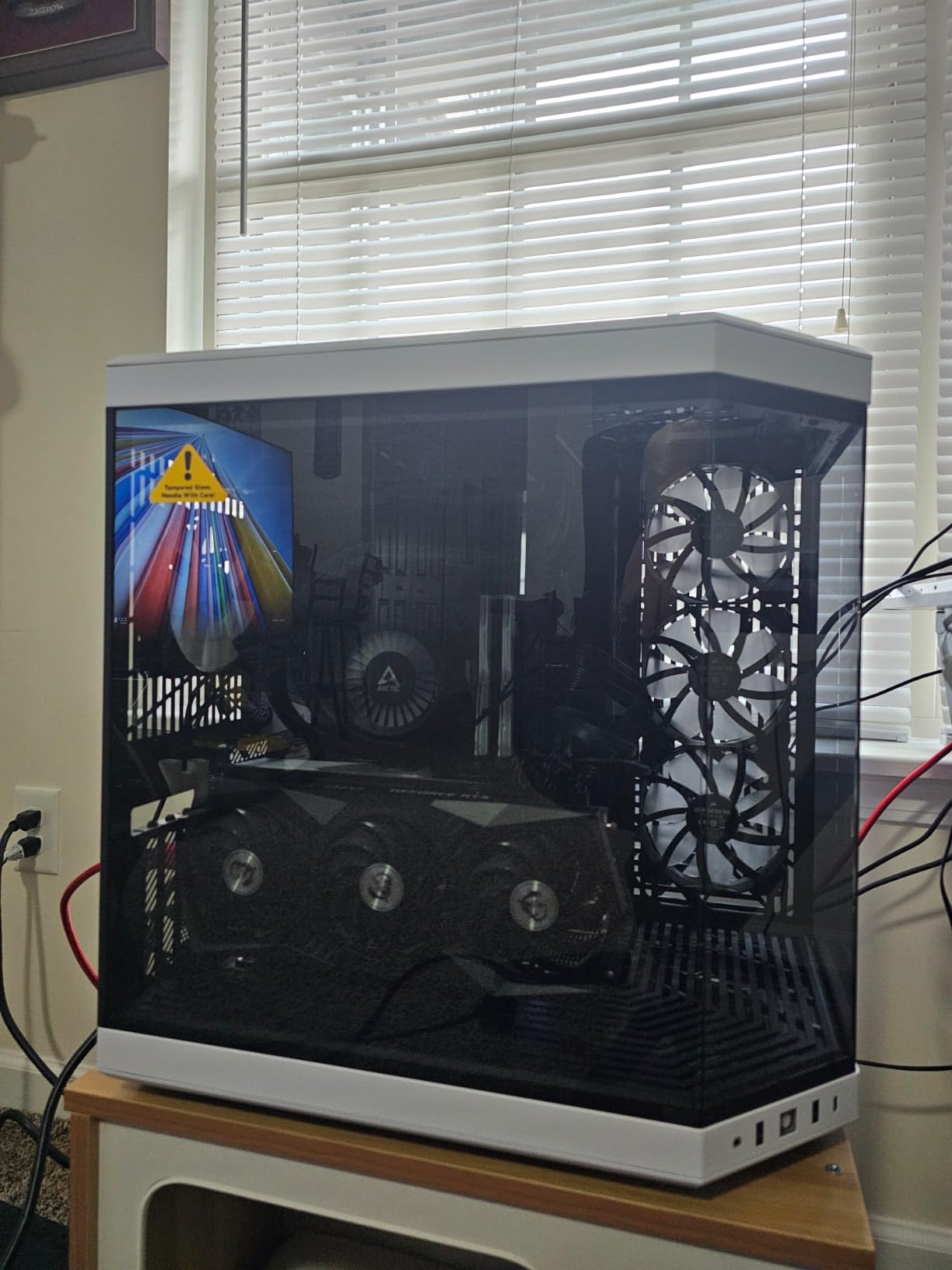 Hyte Y70 Modern Aesthetic Gaming PC Case - Panoramic Glass | High-Airflow Design | Cable Management | Dual Chamber ATX Mid-Tower Chassis | 10 Fan Capacity | Luxury PCIe 4.0 Riser Cable - Black/White customer photo 1