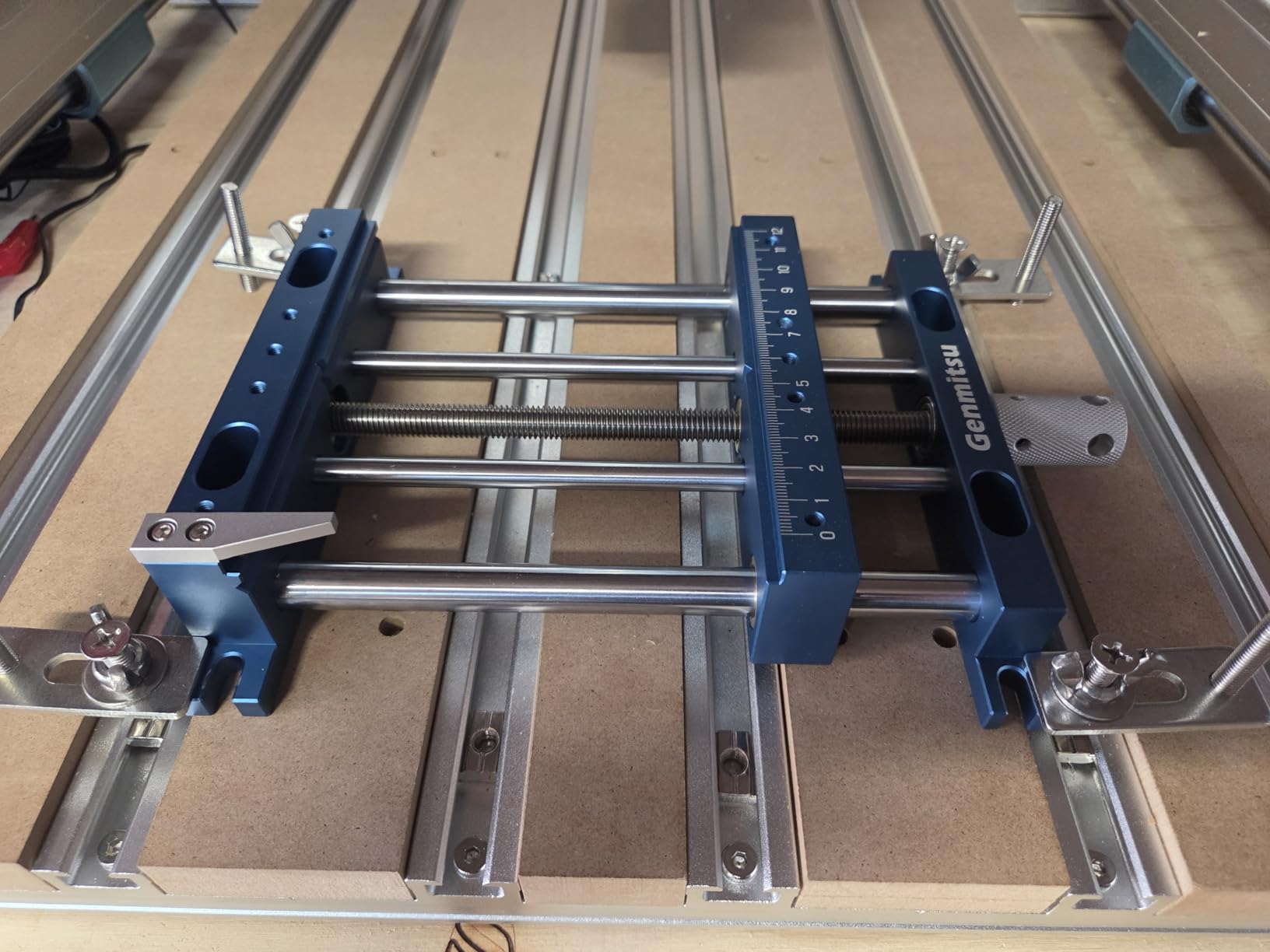 Genmitsu Upgrade Aluminum Bench Vise Clamp, High-Precision CNC Router Clamp for Unique Shaped Woodworking & Metalworking Milling Project, Size 9.4