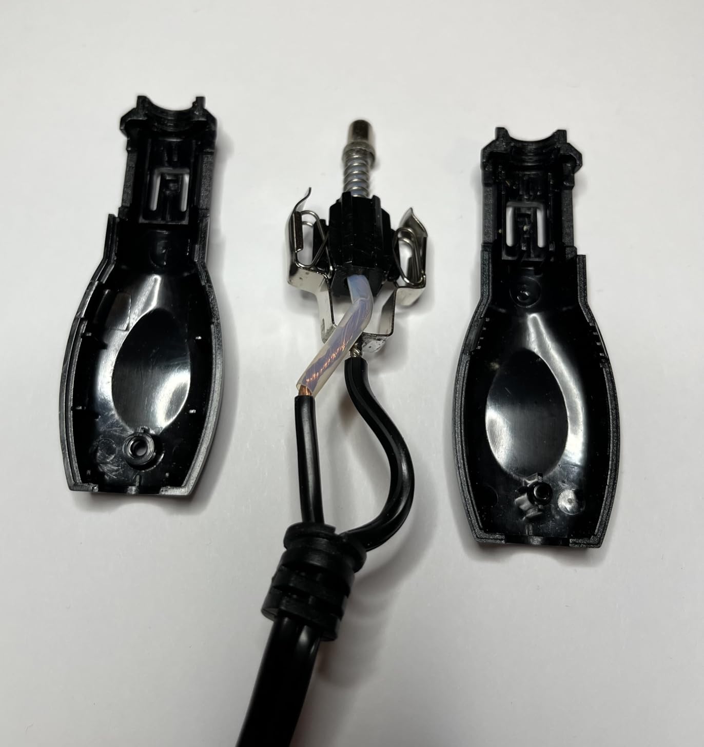 3000 W Power Inverter Pure Sine Wave,6100W Max,12V DC to 120V AC customer photo 1