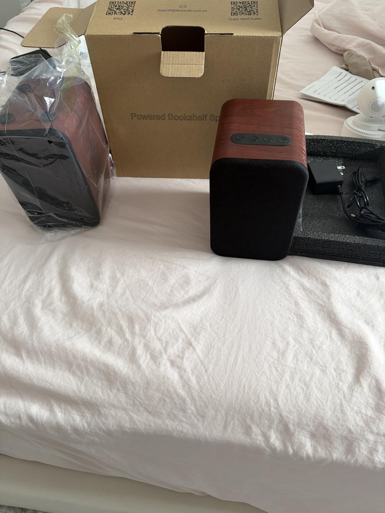 RIOWOIS Powered Bookshelf Speakers, Desktop Speakers for Record Player customer photo 2