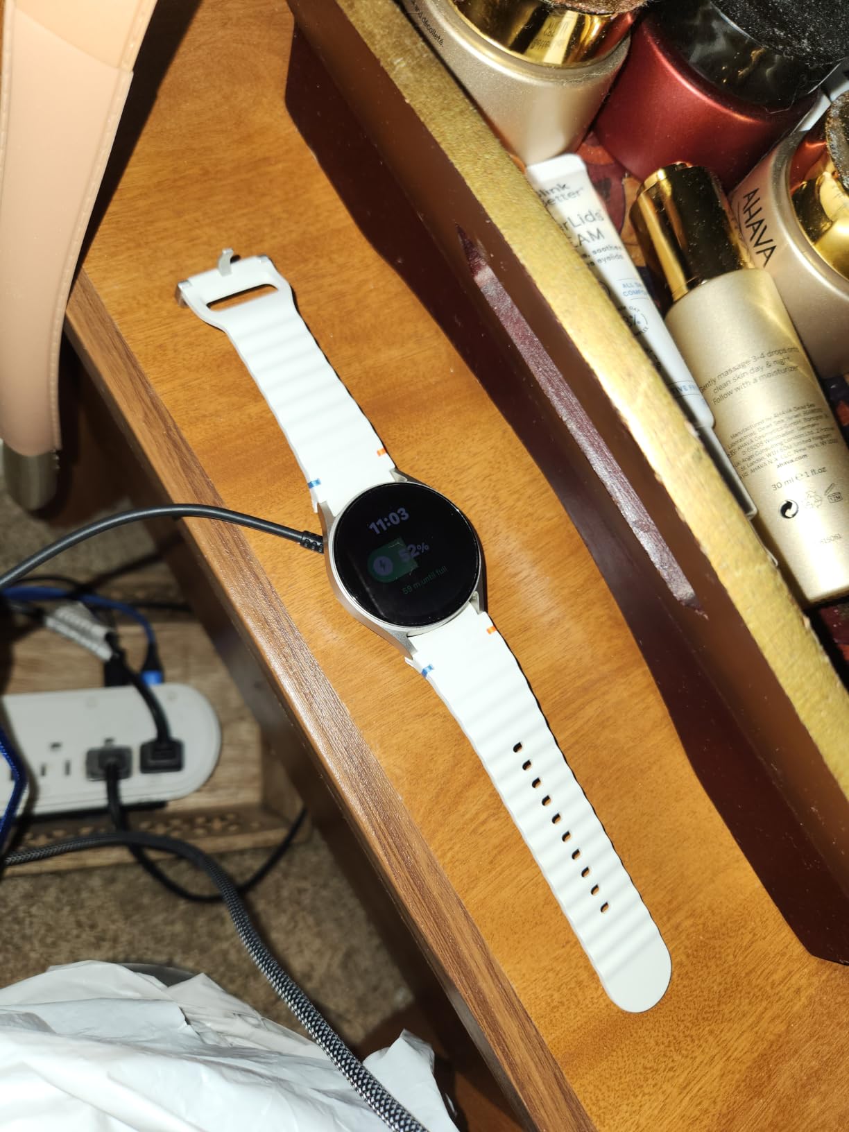 Samsung Galaxy Watch 7 40mm Bluetooth AI Smartwatch w/Energy Score, Wellness Tips, Heart Rate Tracking, Sleep Monitor, Fitness Tracker, 2024, Cream [US Version, 1Yr Manufacturer Warranty] customer photo 1